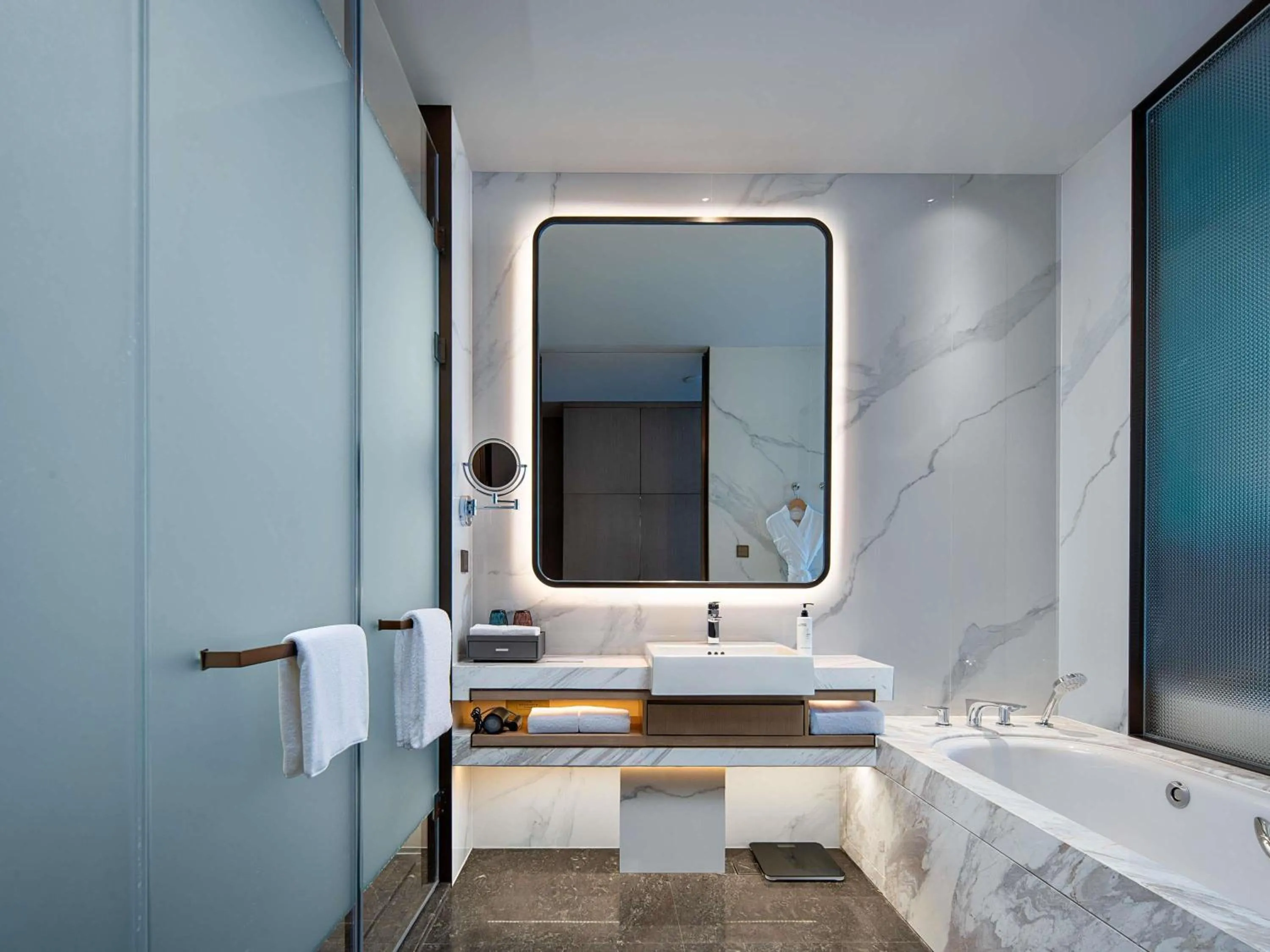 Bedroom in Grand Mercure Chengdu East