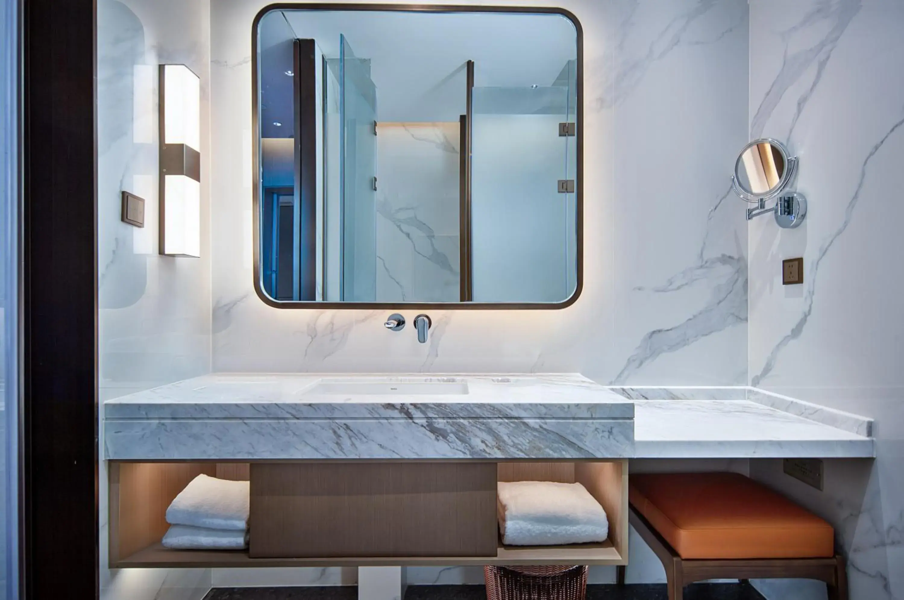 Superior Twin Room in Grand Mercure Chengdu East Superior Twin Room in Grand Mercure Chengdu East