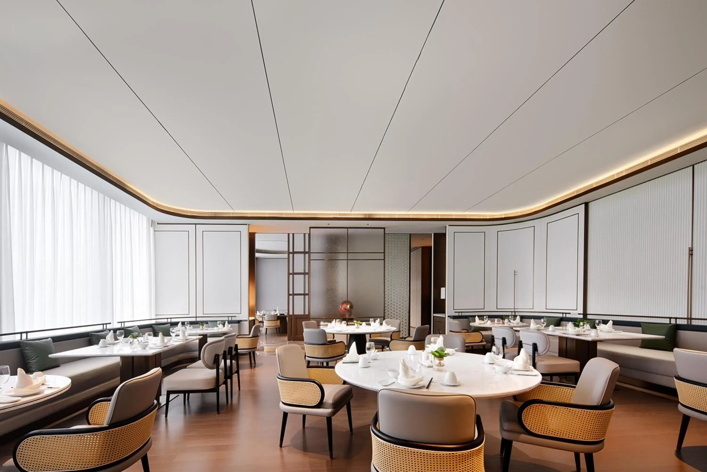 Restaurant/places to eat in Grand Mercure Chengdu East Restaurant/places to eat in Grand Mercure Chengdu East