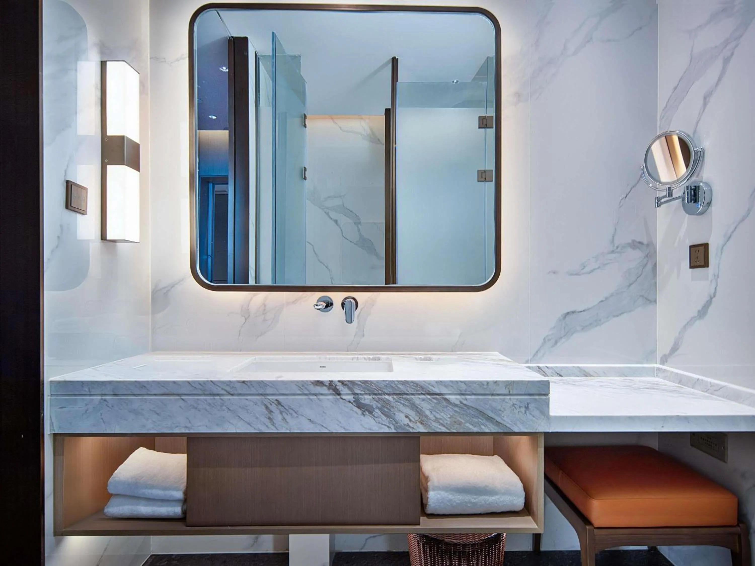 Bedroom in Grand Mercure Chengdu East