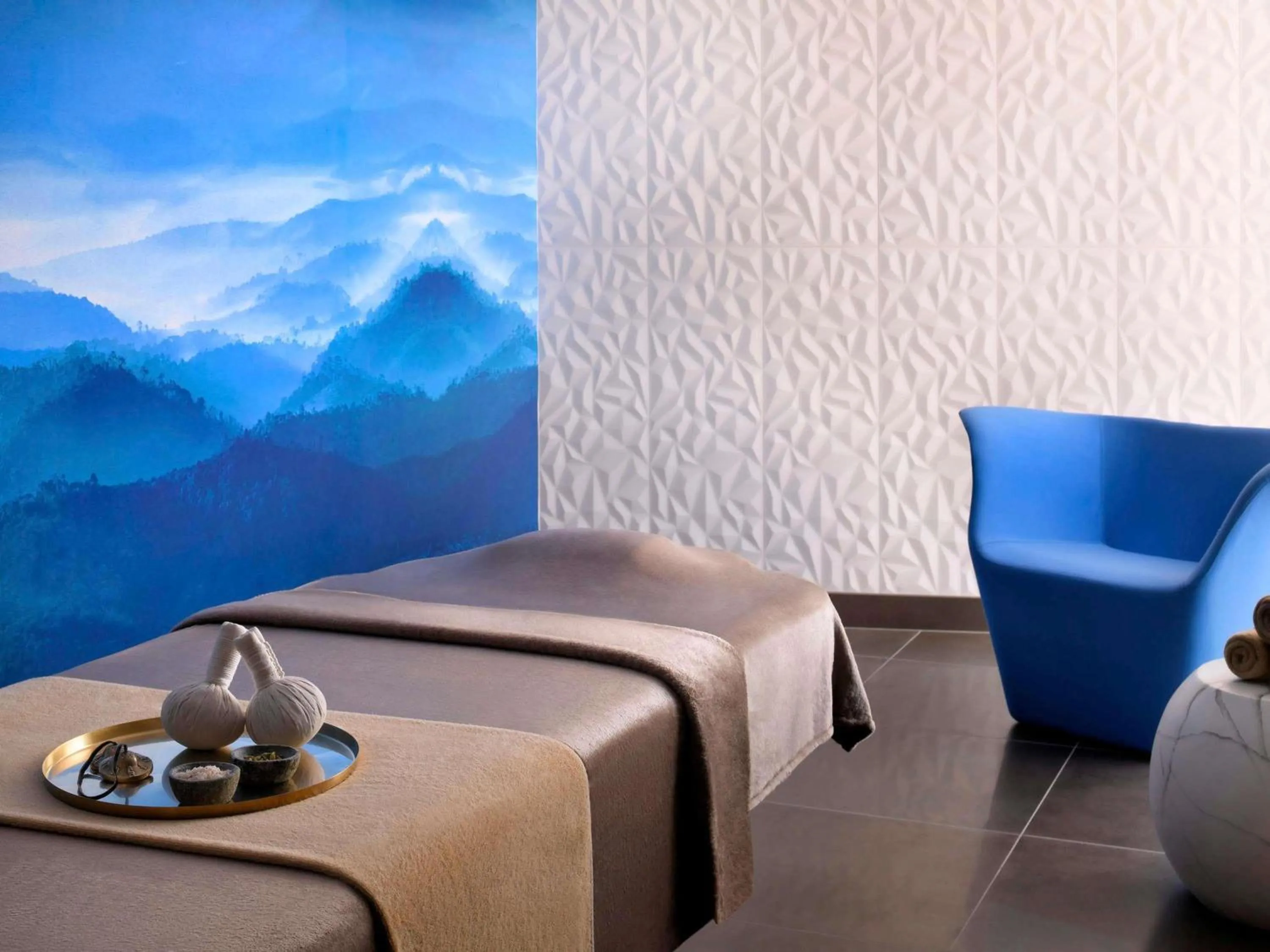 Spa and wellness centre/facilities in Mövenpick Hotel & Apartments Ghala Muscat