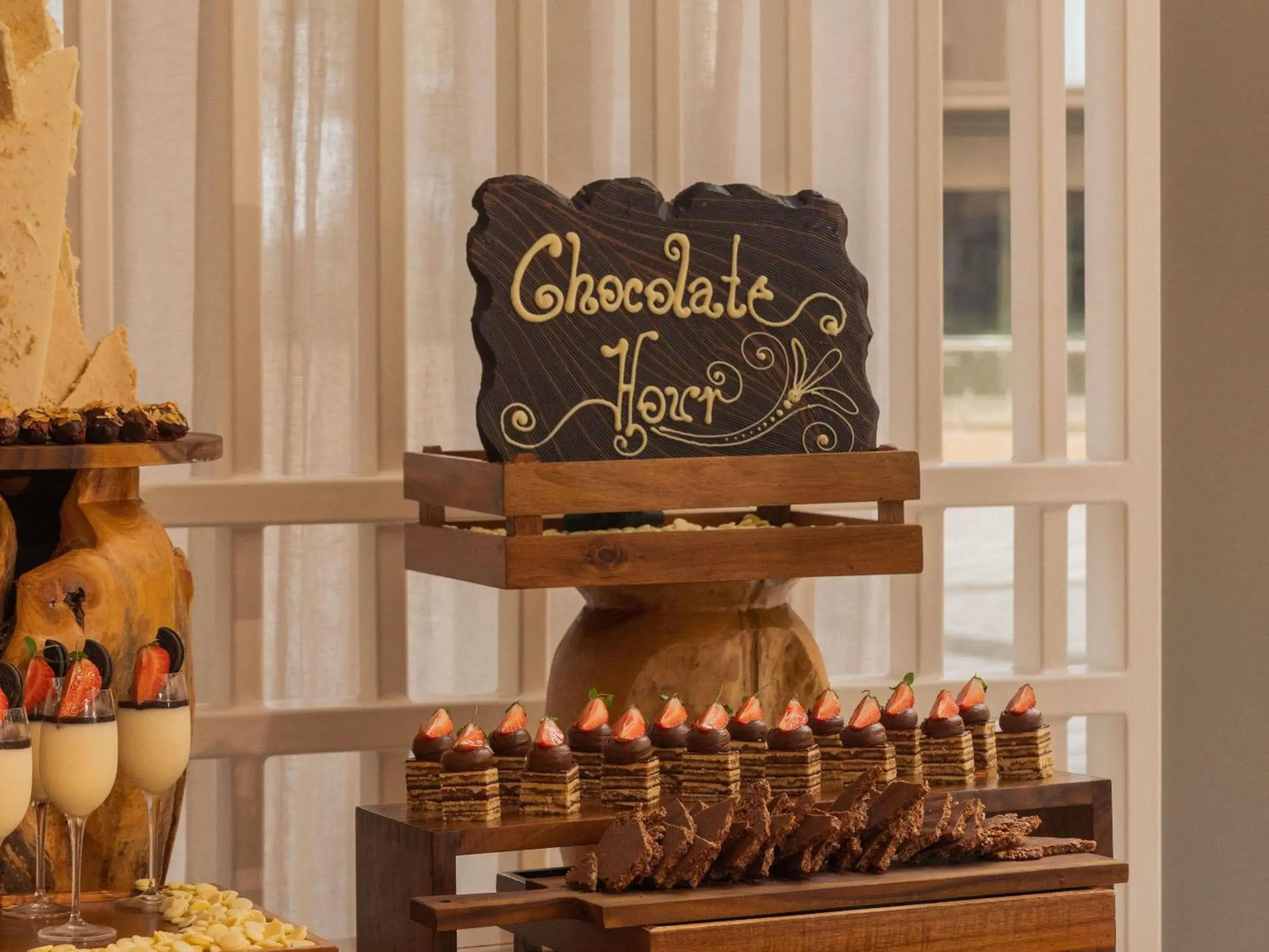 Mövenpick Hotel & Apartments Ghala Muscat Mövenpick Hotel & Apartments Ghala Muscat