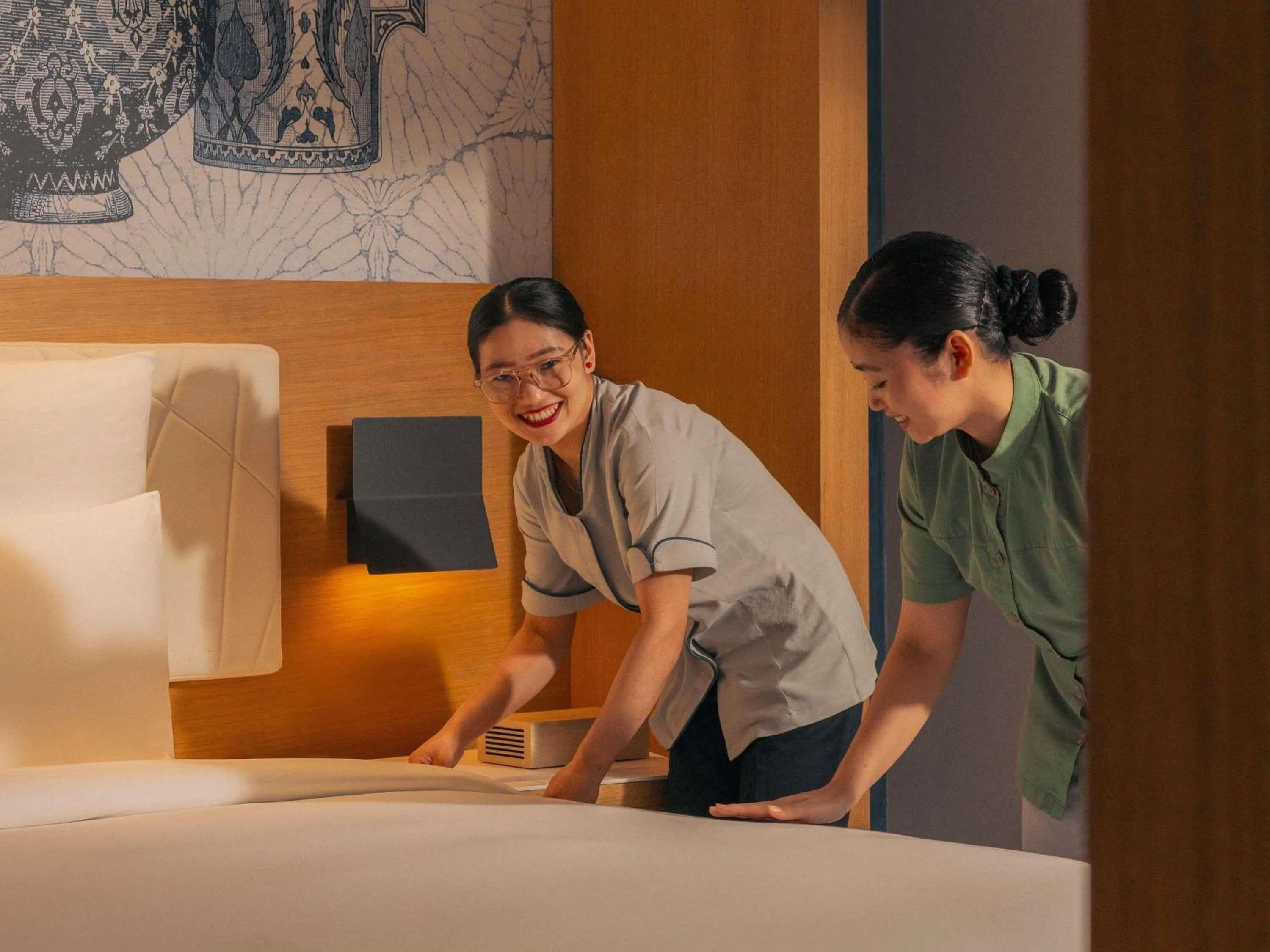 Bedroom, Bed in Mövenpick Hotel & Apartments Ghala Muscat