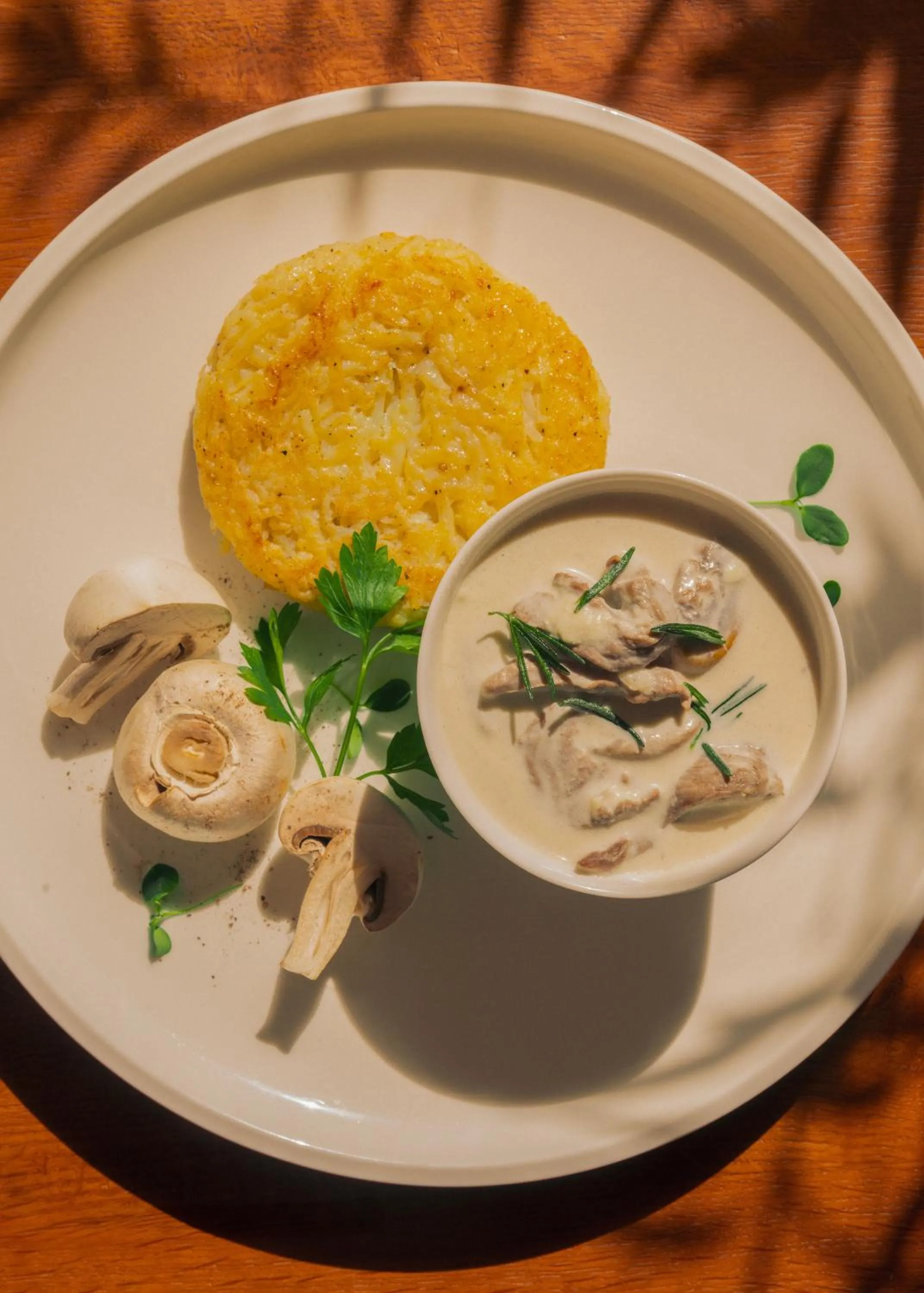 Restaurant/places to eat in Mövenpick Hotel & Apartments Ghala Muscat