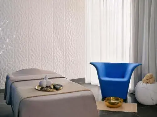 Mövenpick Hotel & Apartments Ghala Muscat Mövenpick Hotel & Apartments Ghala Muscat