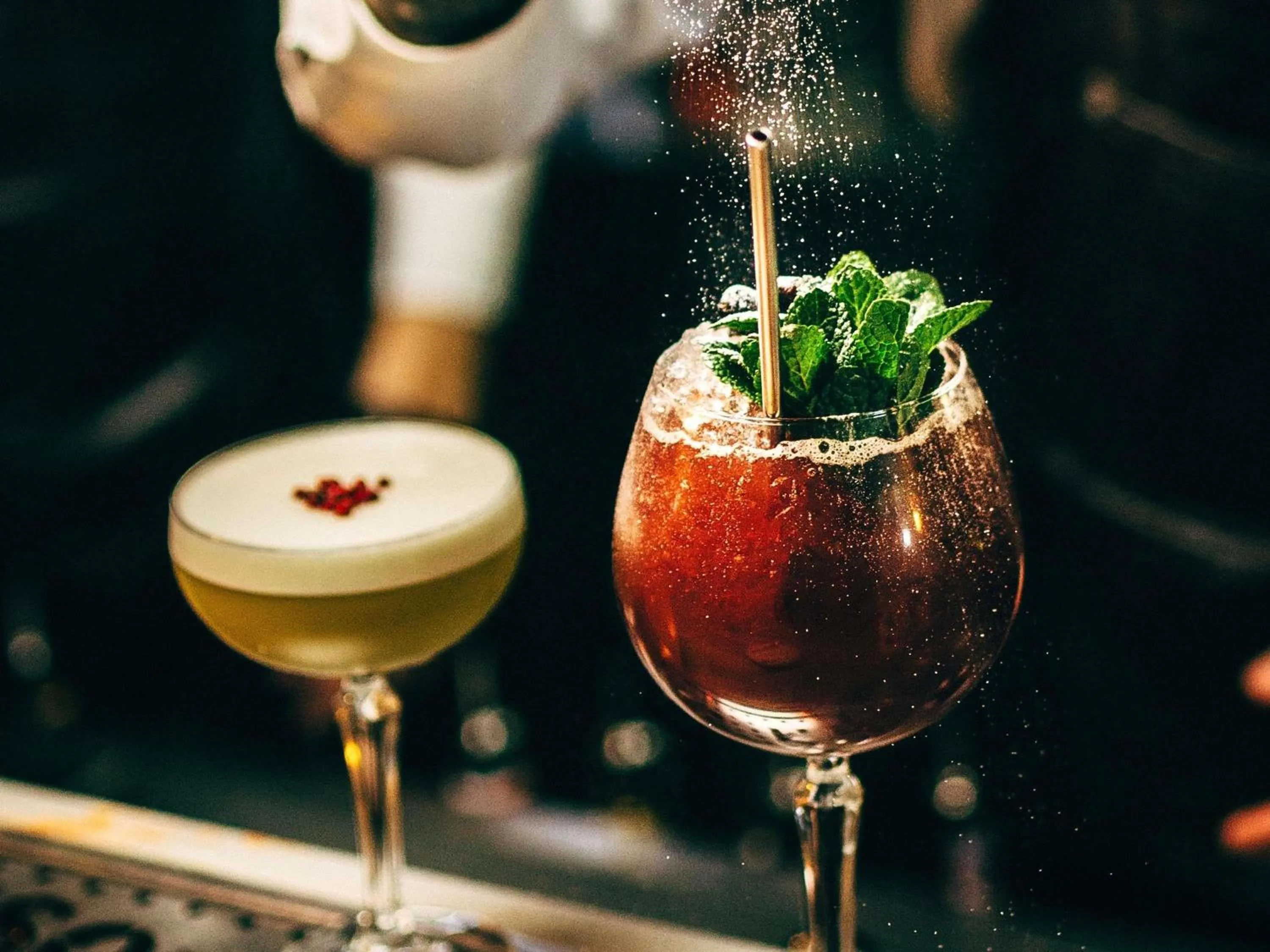 Lounge or bar in Mövenpick Hotel & Apartments Ghala Muscat