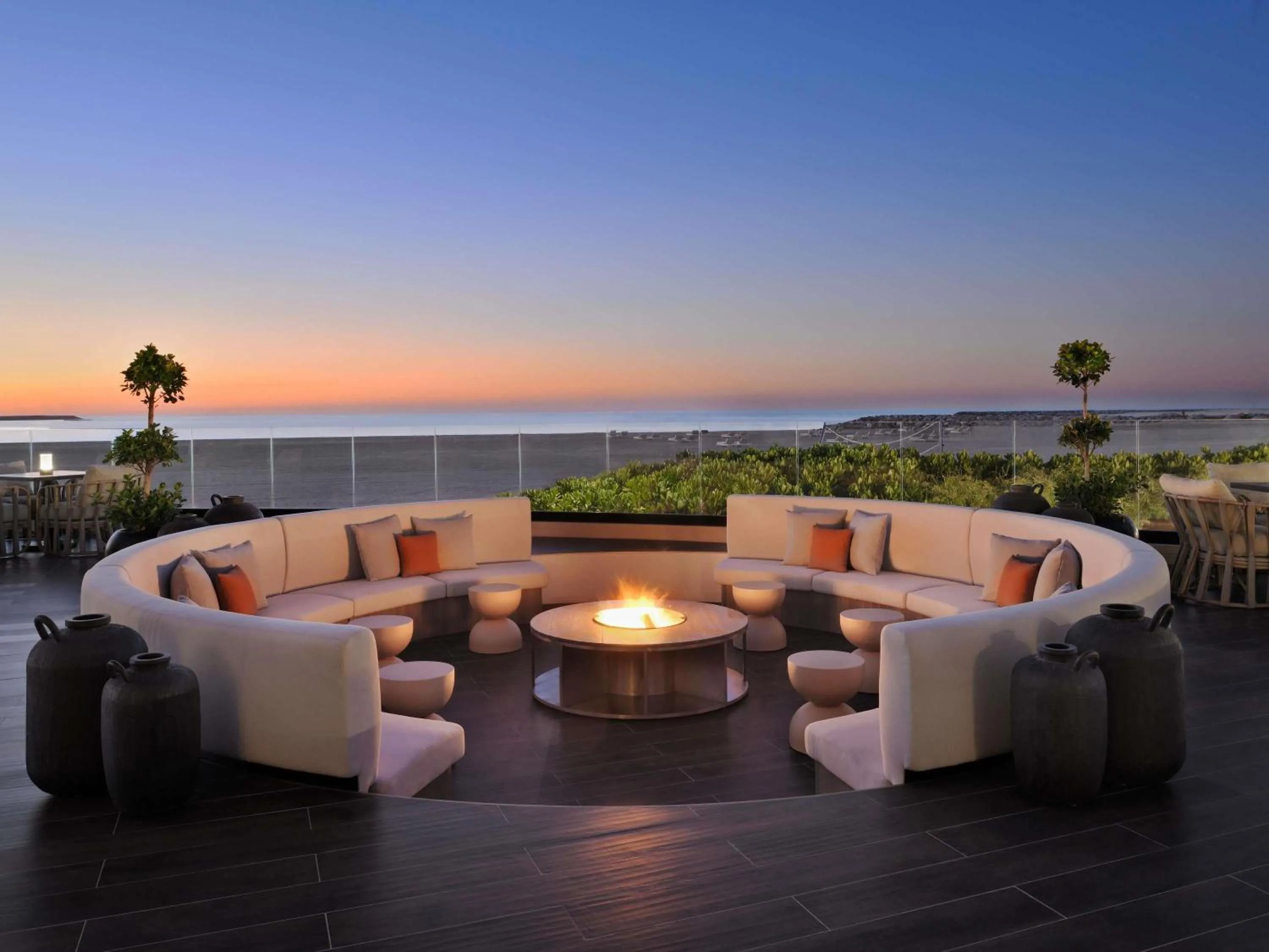 Restaurant/places to eat in Sofitel Al Hamra Beach Resort