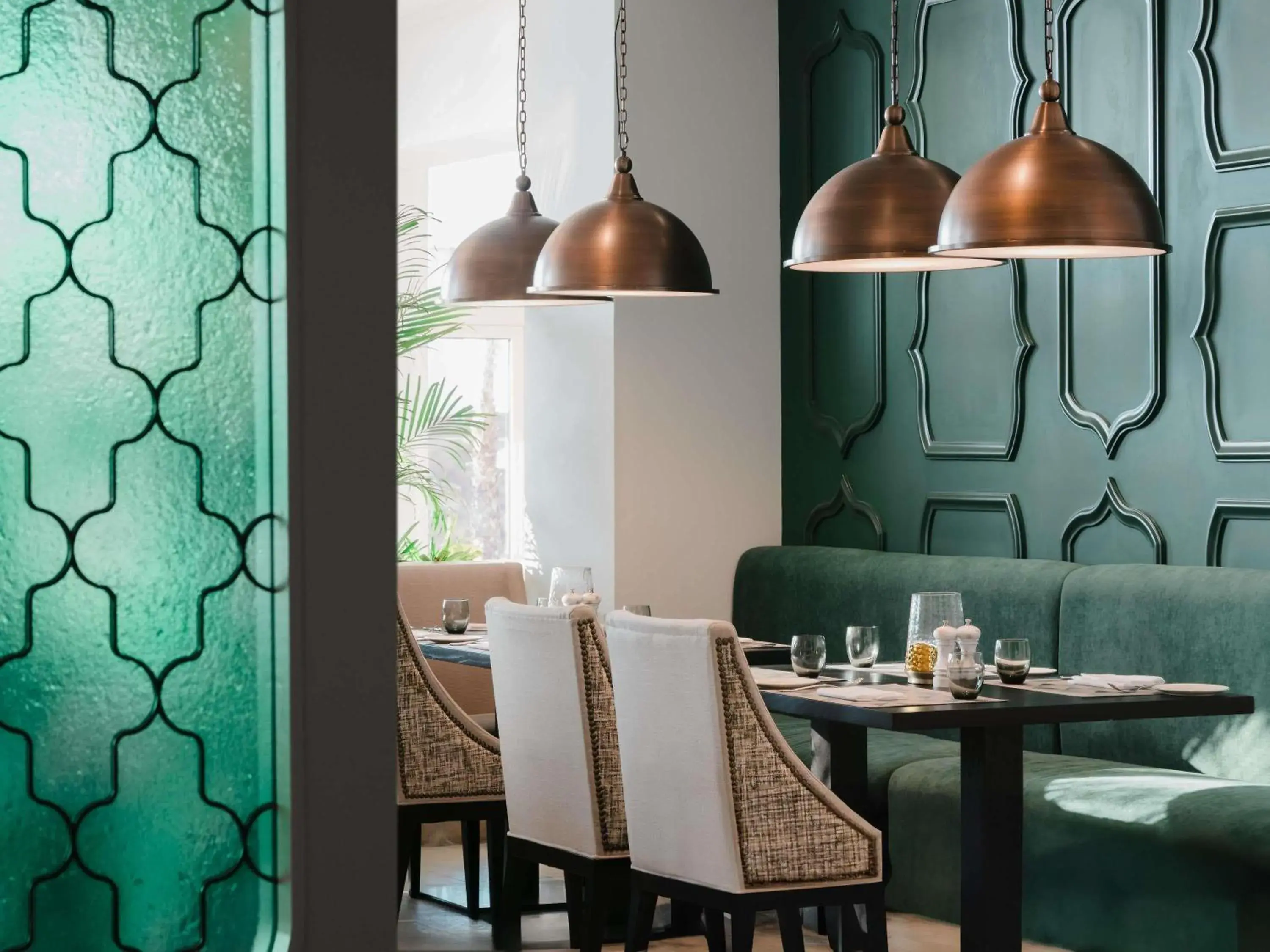 Restaurant/places to eat in Sofitel Al Hamra Beach Resort Restaurant/places to eat in Sofitel Al Hamra Beach Resort