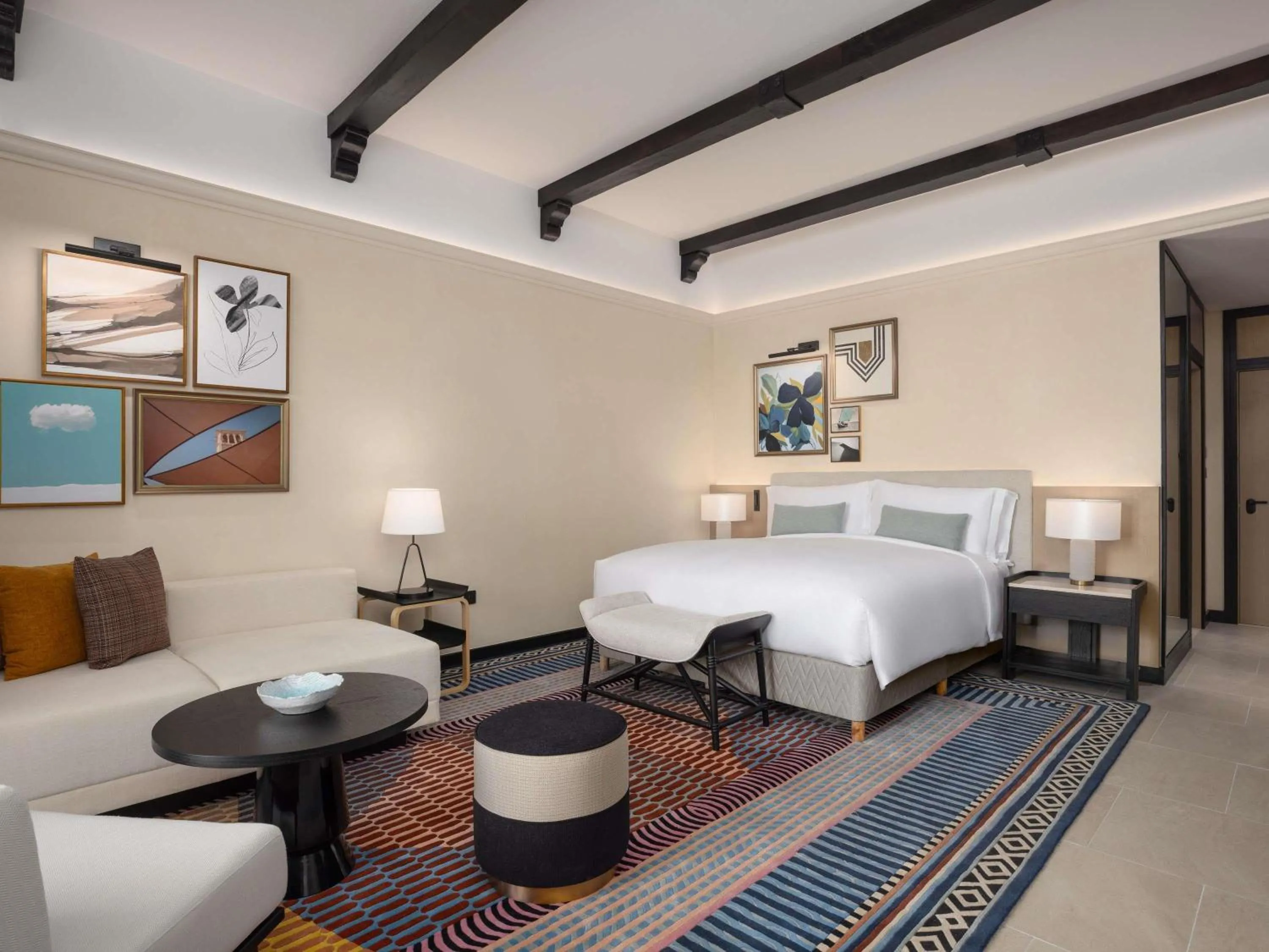 Bedroom, Bed in Sofitel Al Hamra Beach Resort