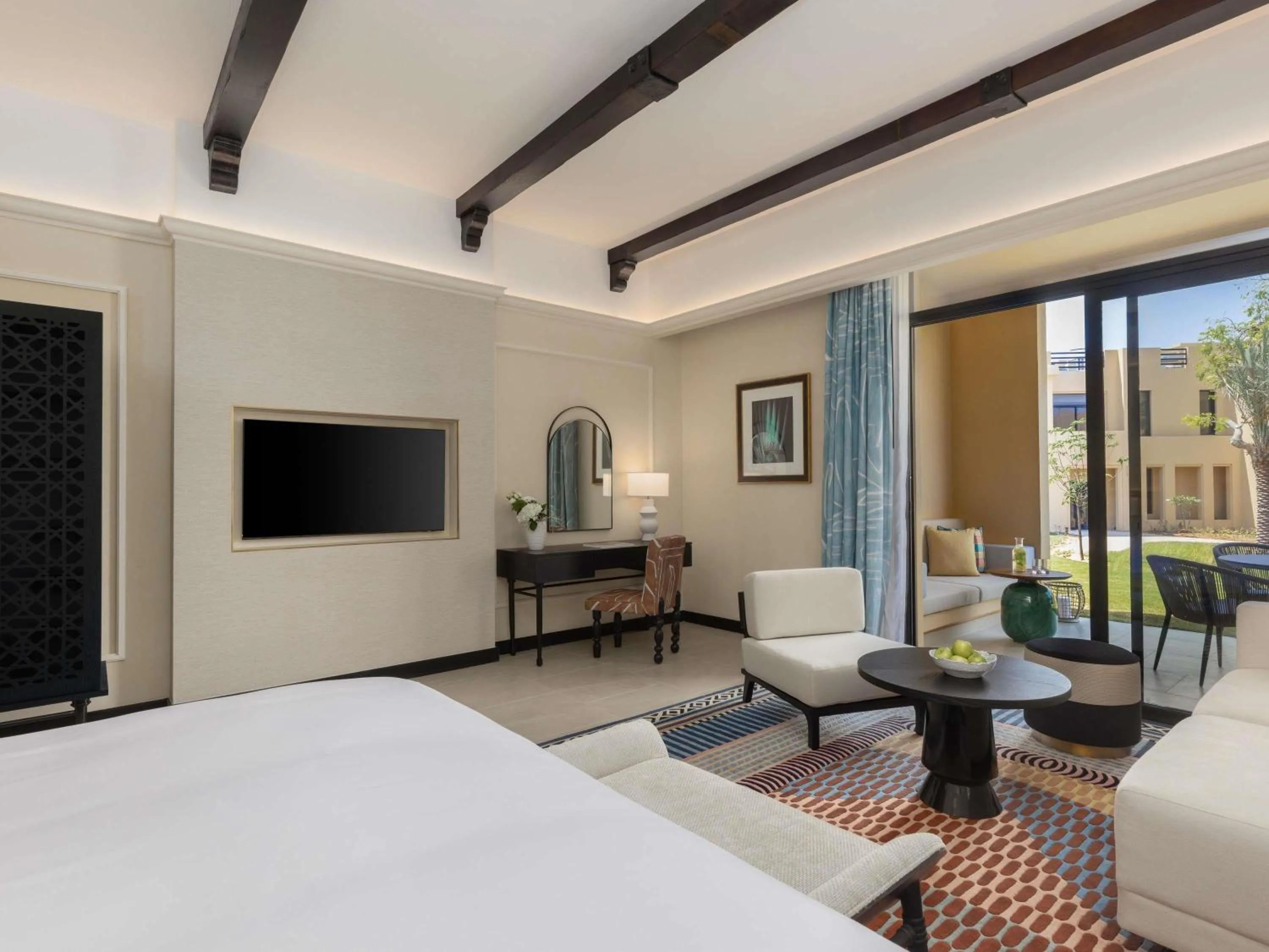 Bedroom, Bed in Sofitel Al Hamra Beach Resort