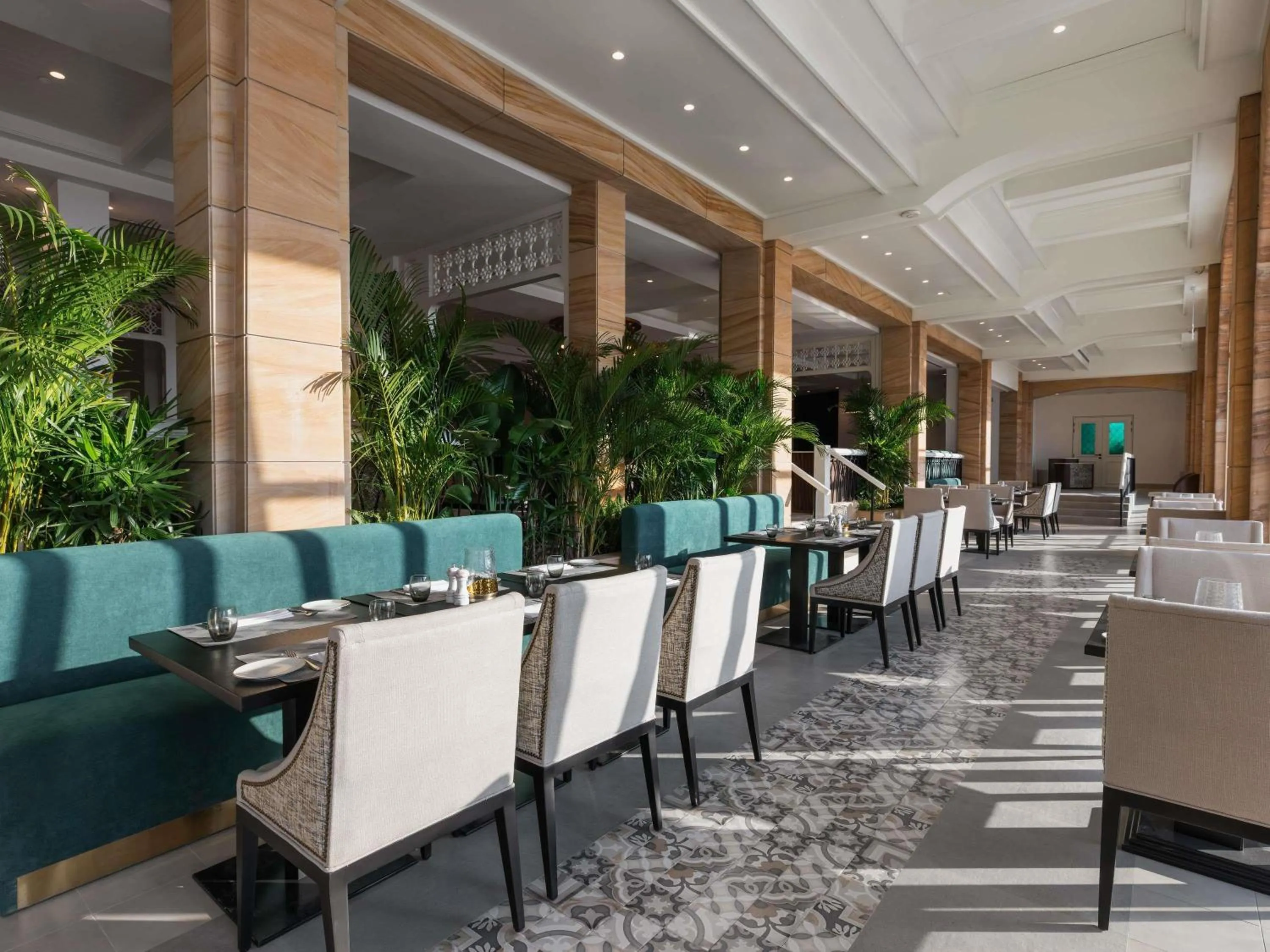 Restaurant/places to eat in Sofitel Al Hamra Beach Resort