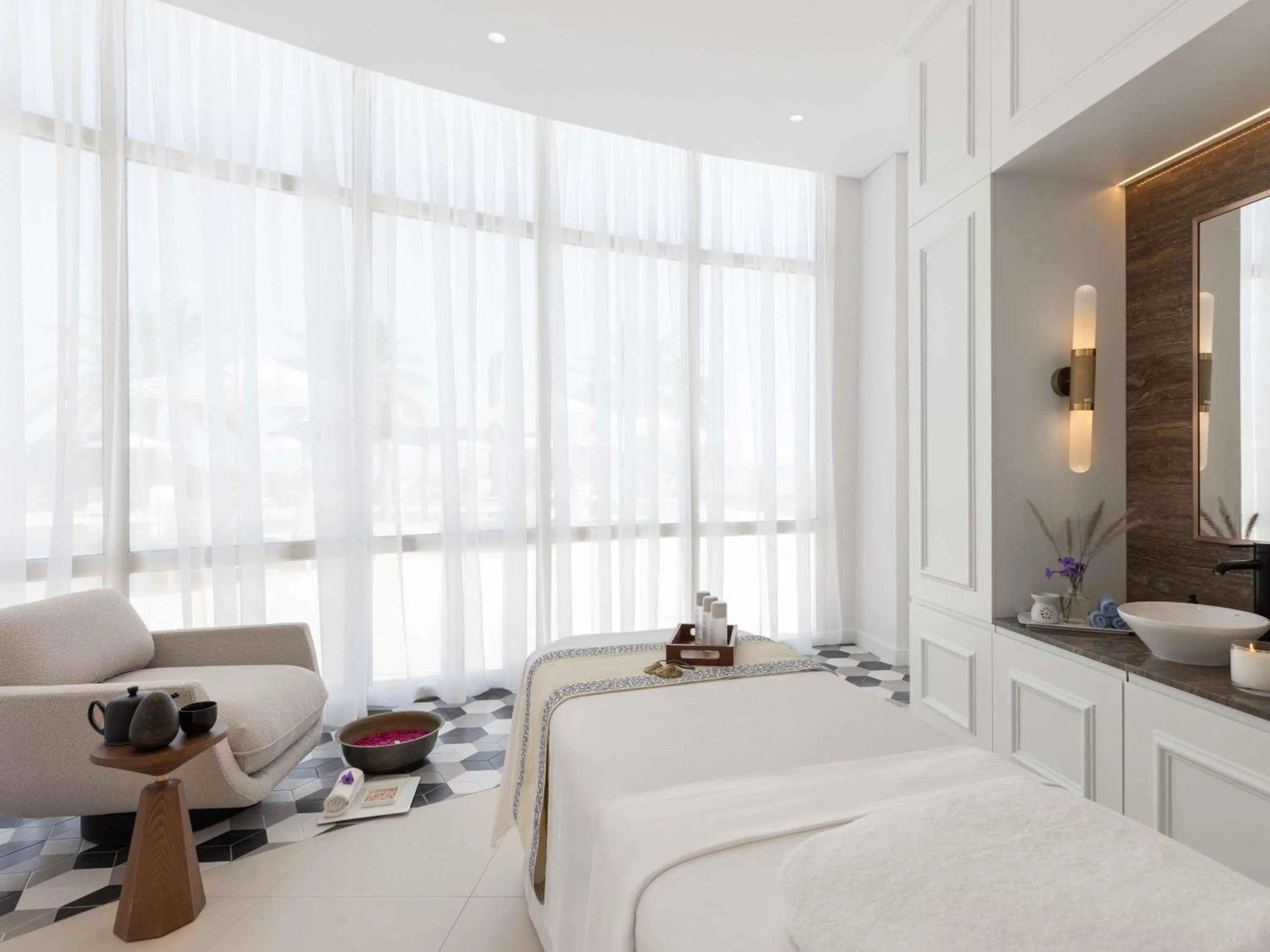 Spa and wellness centre/facilities, Bed in Sofitel Al Hamra Beach Resort