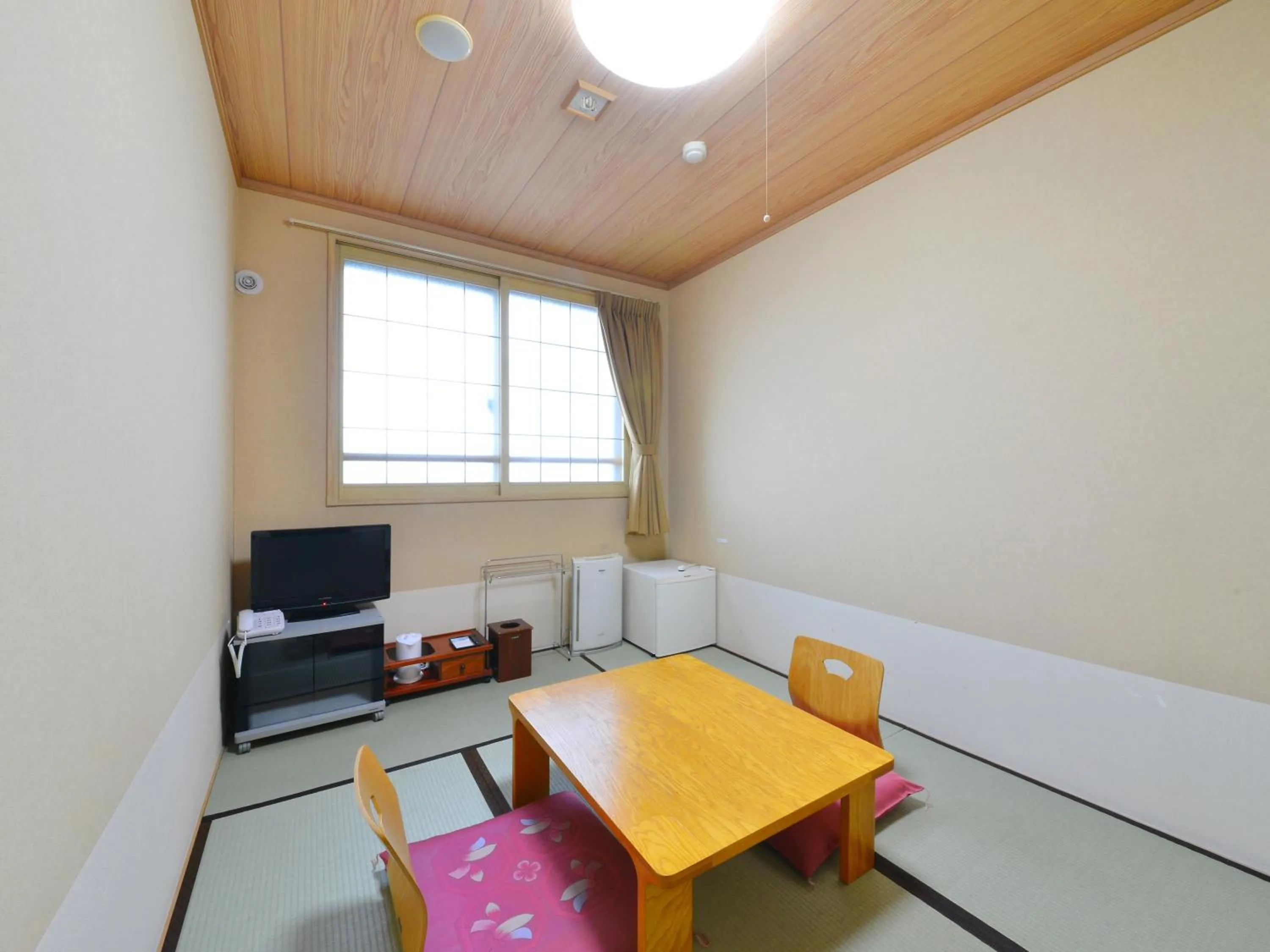 Living room in HigashimaeOnsen Shinwanoyu Hotel Akitaya