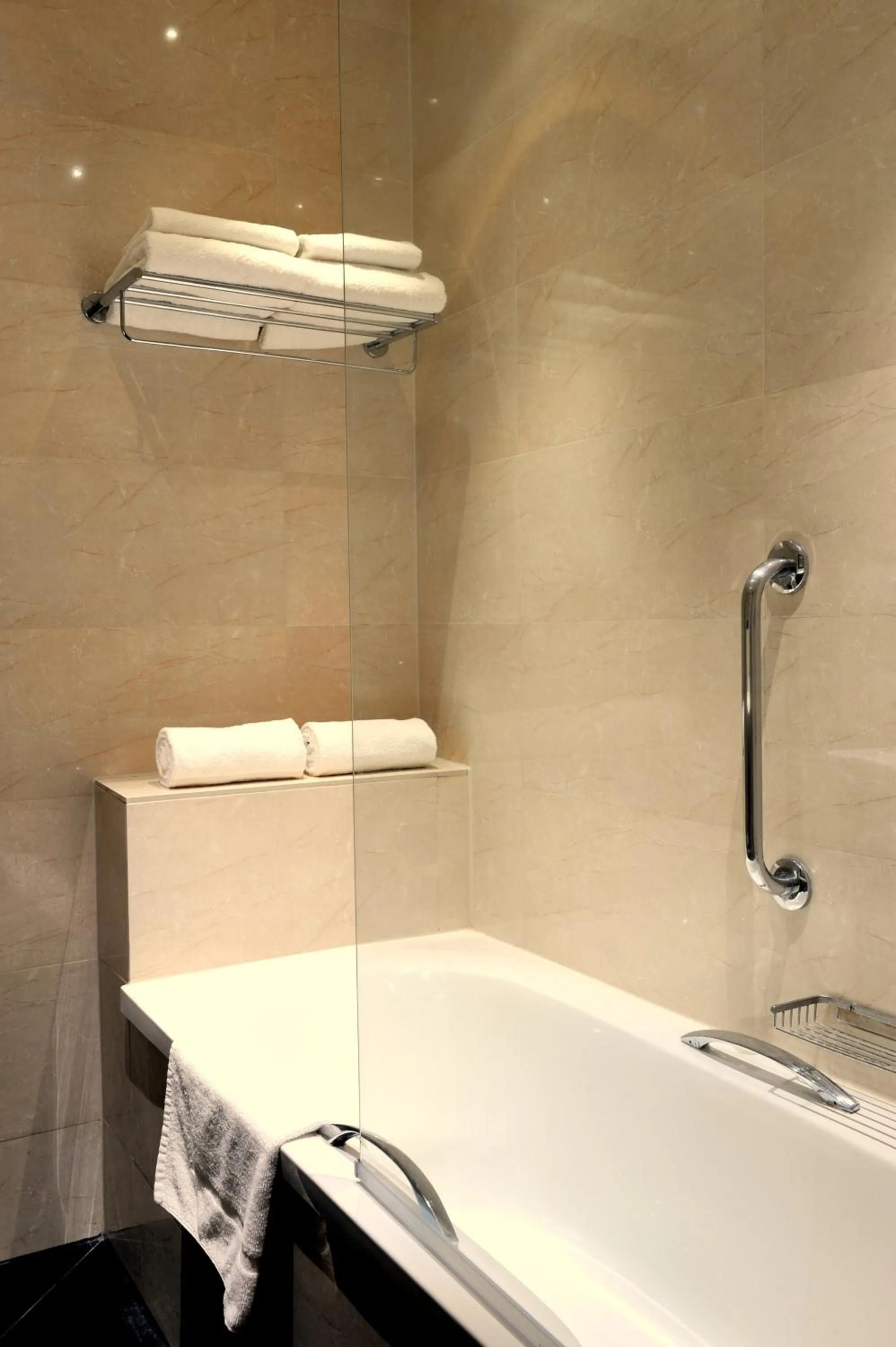 Shower in Hotel Sint Nicolaas