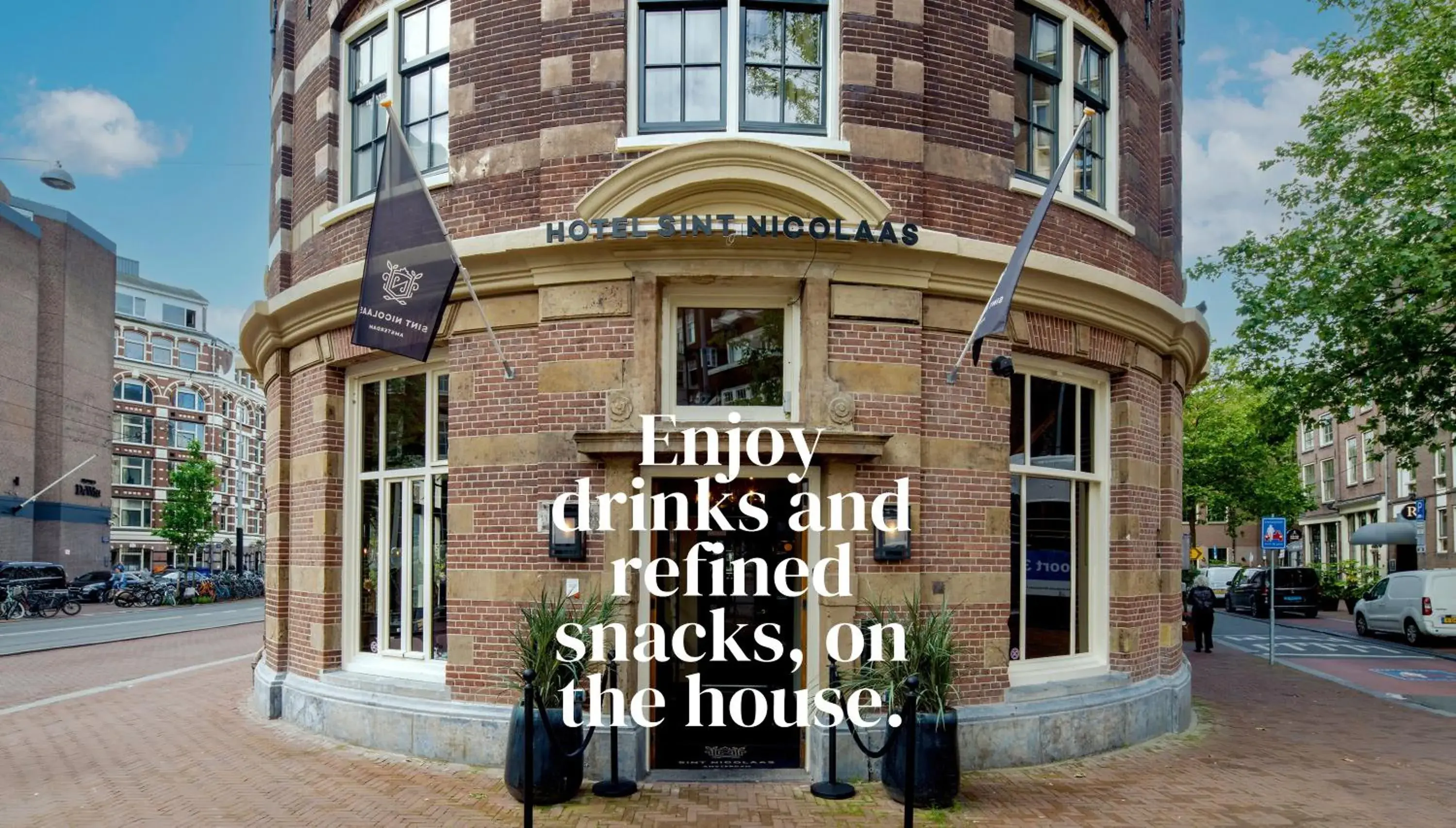 Property building in Hotel Sint Nicolaas Property building in Hotel Sint Nicolaas