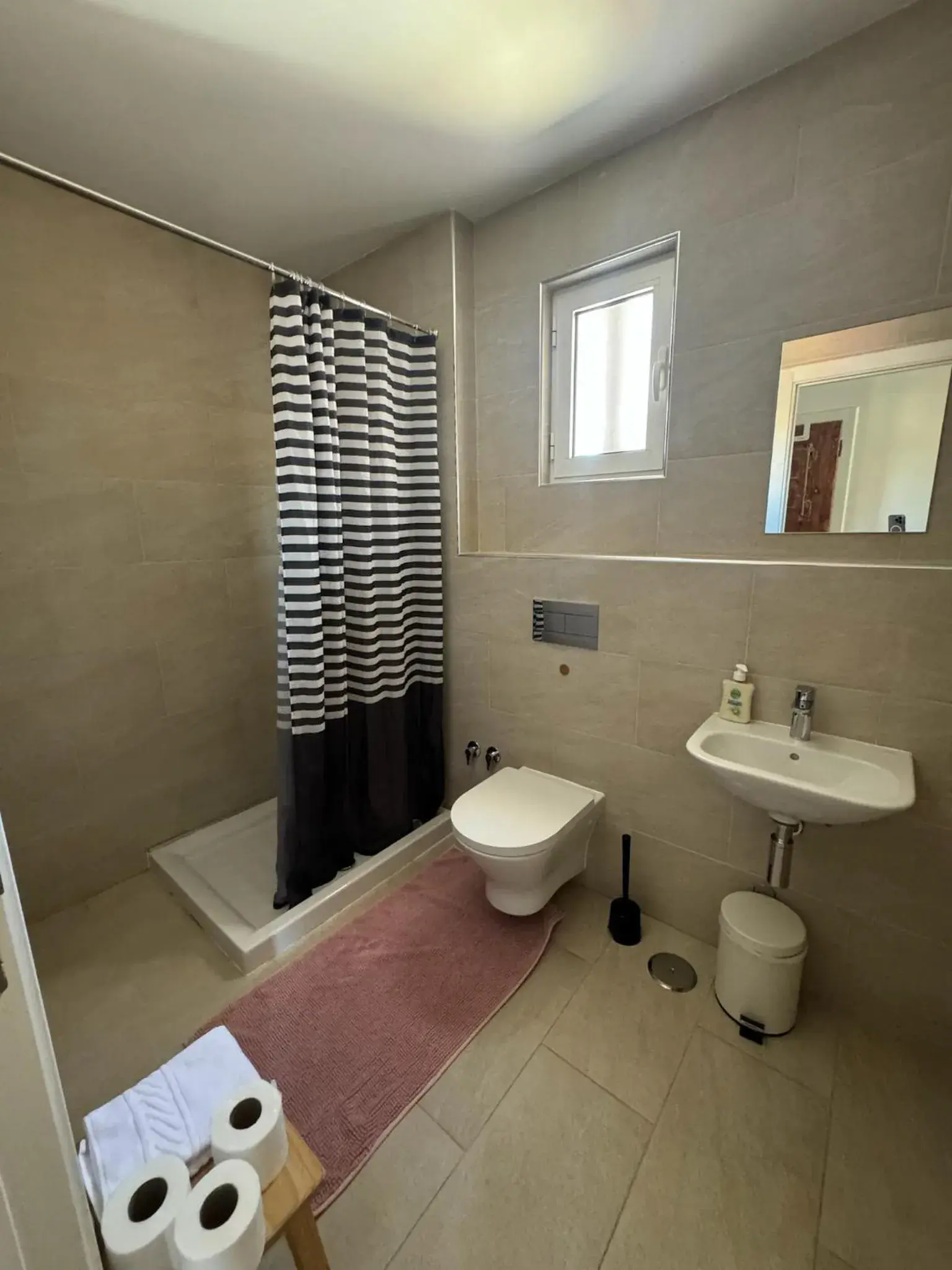 Family Room with Private Bathroom in Residencial Avenida Hostel Family Room with Private Bathroom in Residencial Avenida Hostel