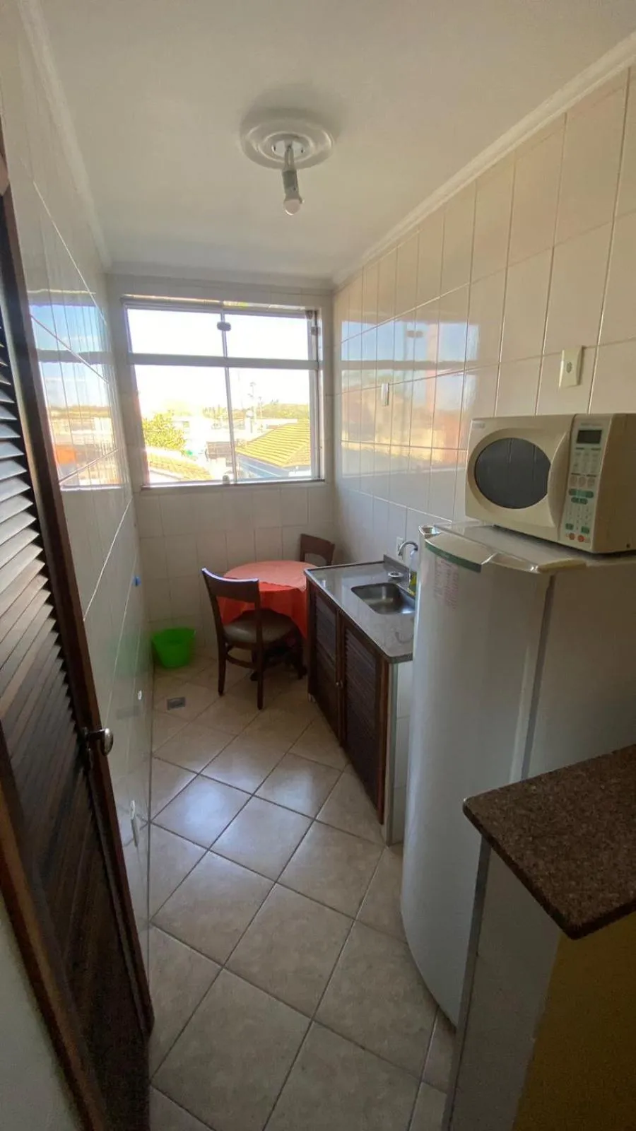 Kitchen or kitchenette in Pousada Emaús