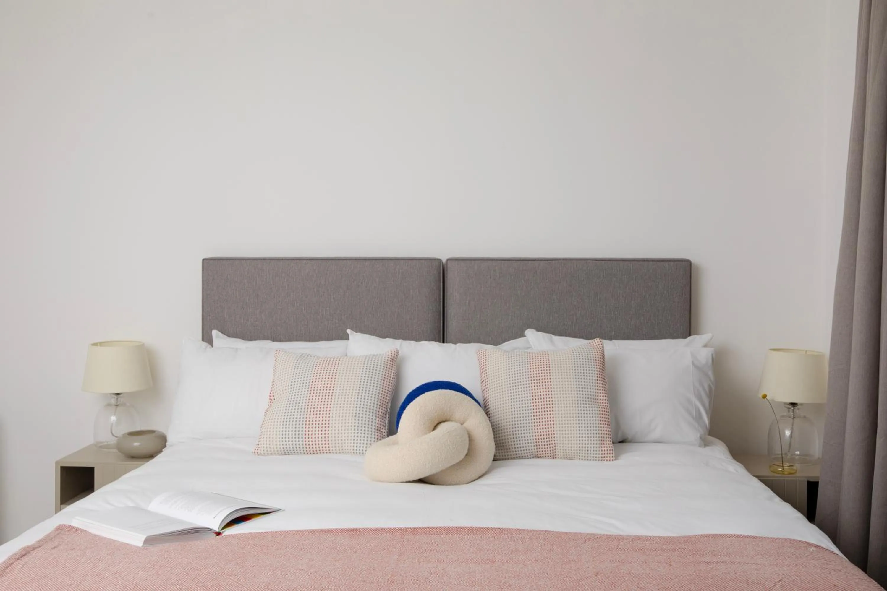 Bedroom, Bed in Bob W London Tower Hill - Residences