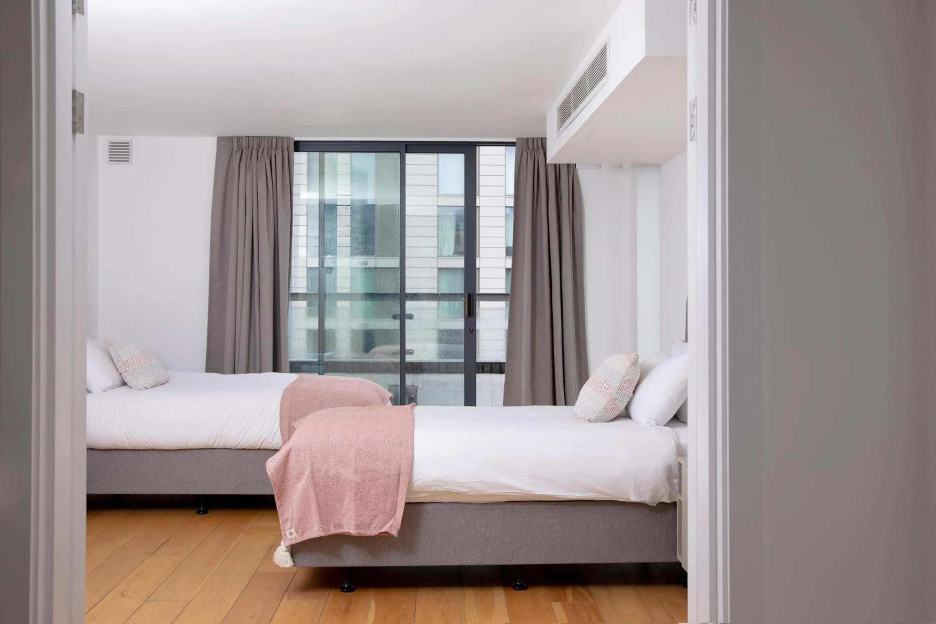 Bedroom, Bed in Bob W London Tower Hill - Residences