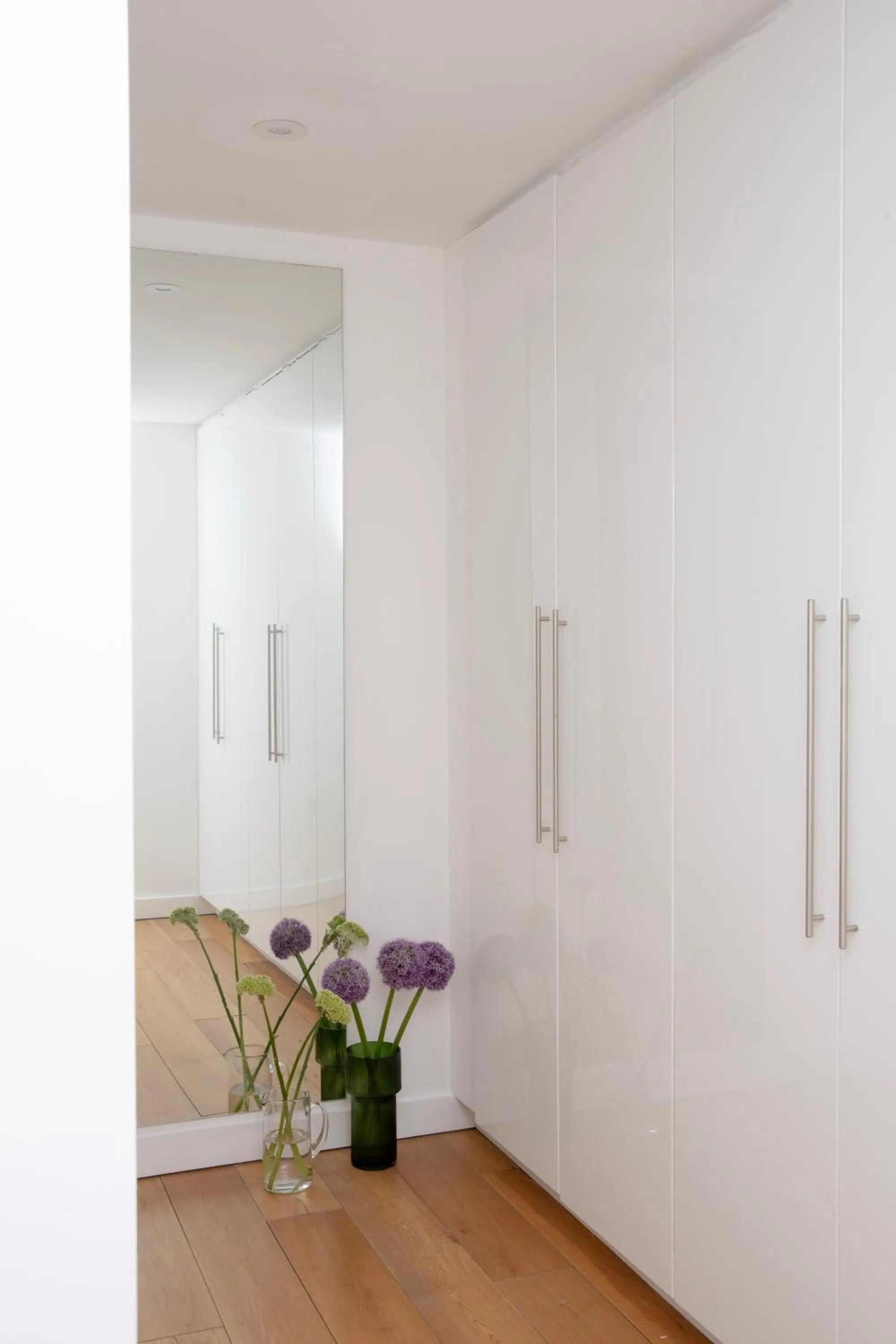 wardrobe in Bob W London Tower Hill - Residences