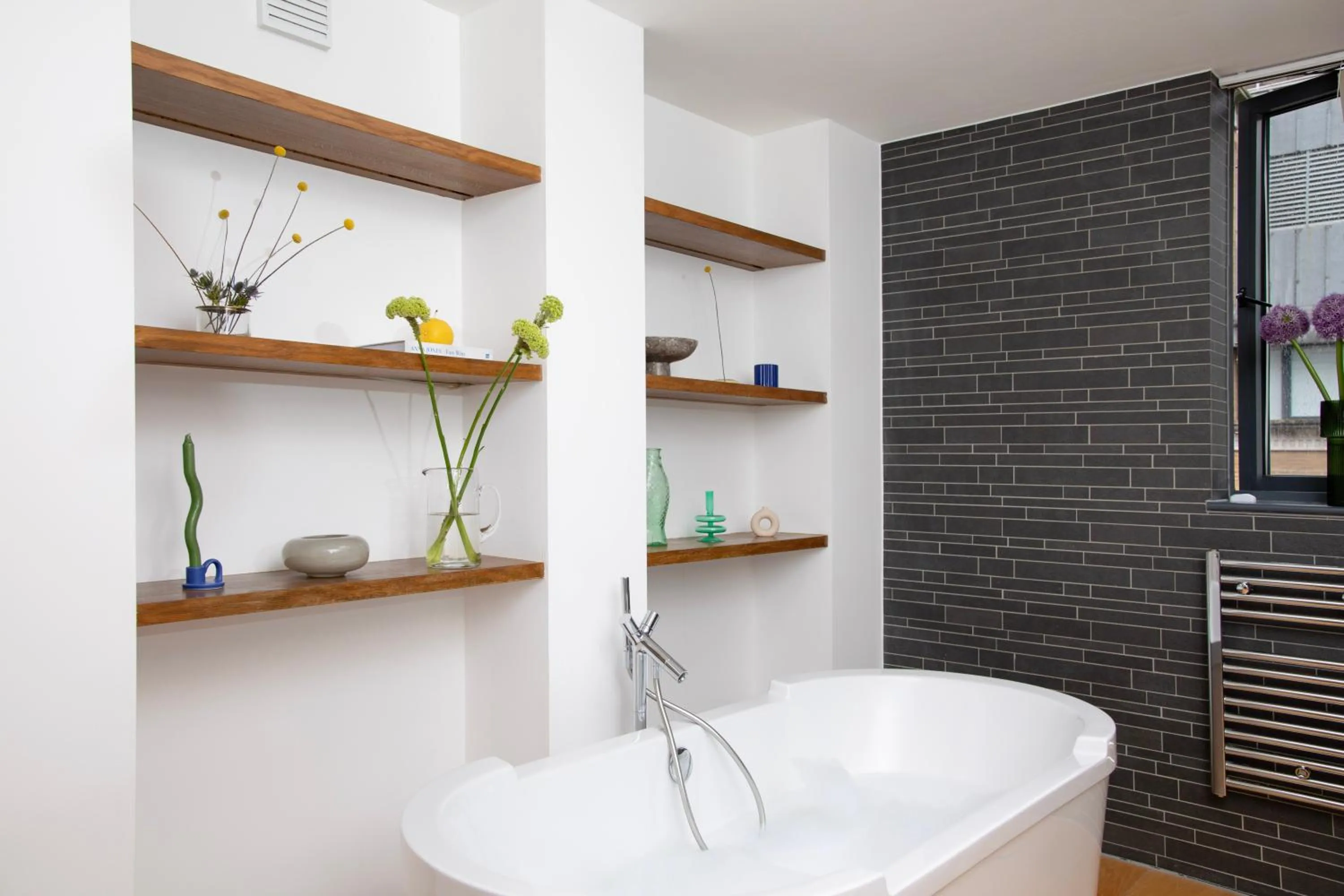 Bathroom in Bob W London Tower Hill - Residences