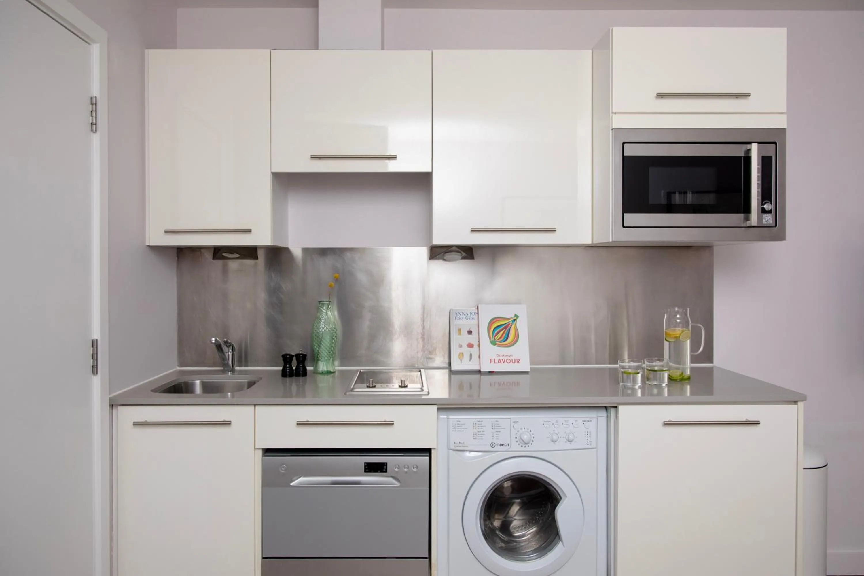 kitchen in Bob W London Tower Hill - Residences