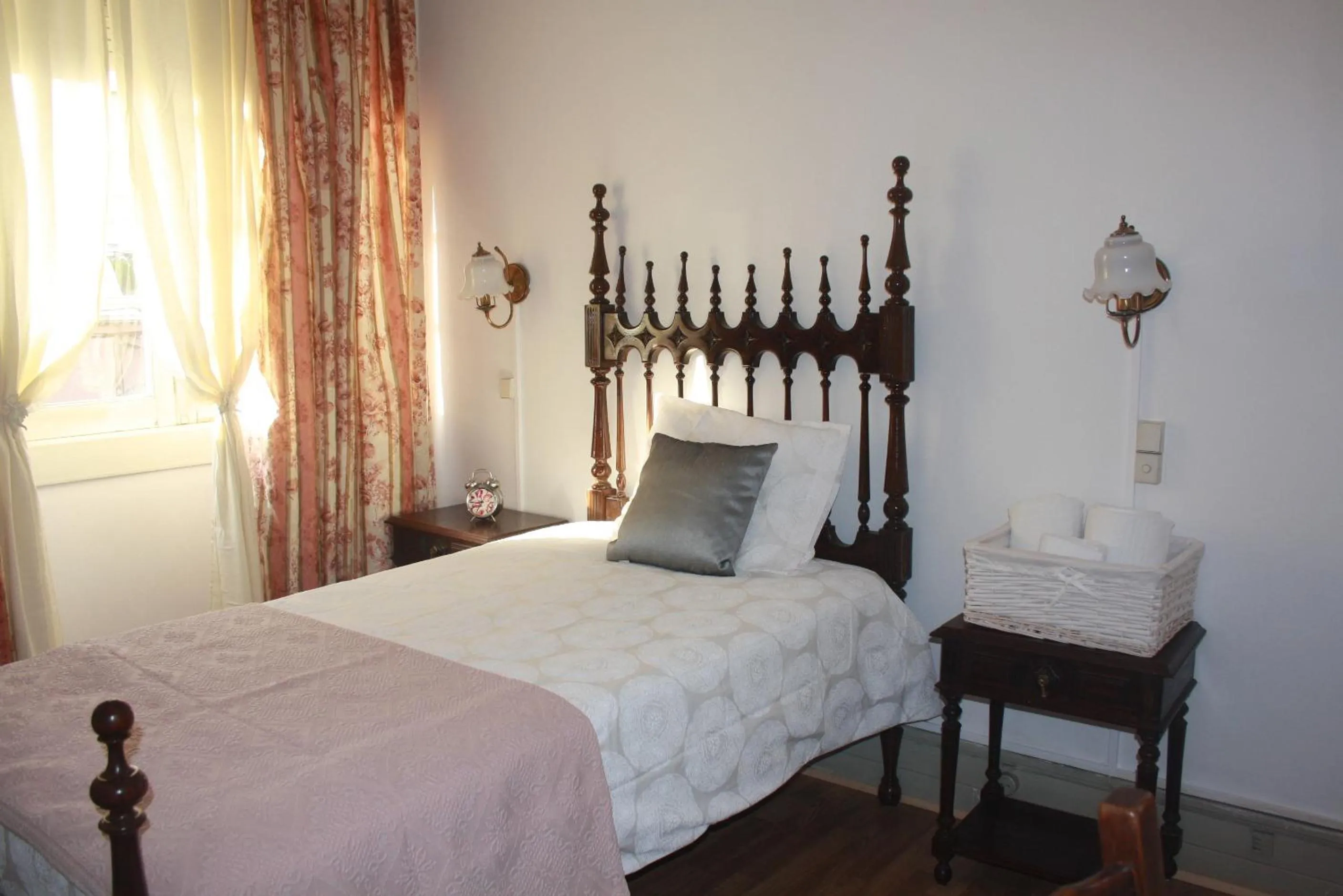 Day, Bed in Guest House Infante Dom Henrique