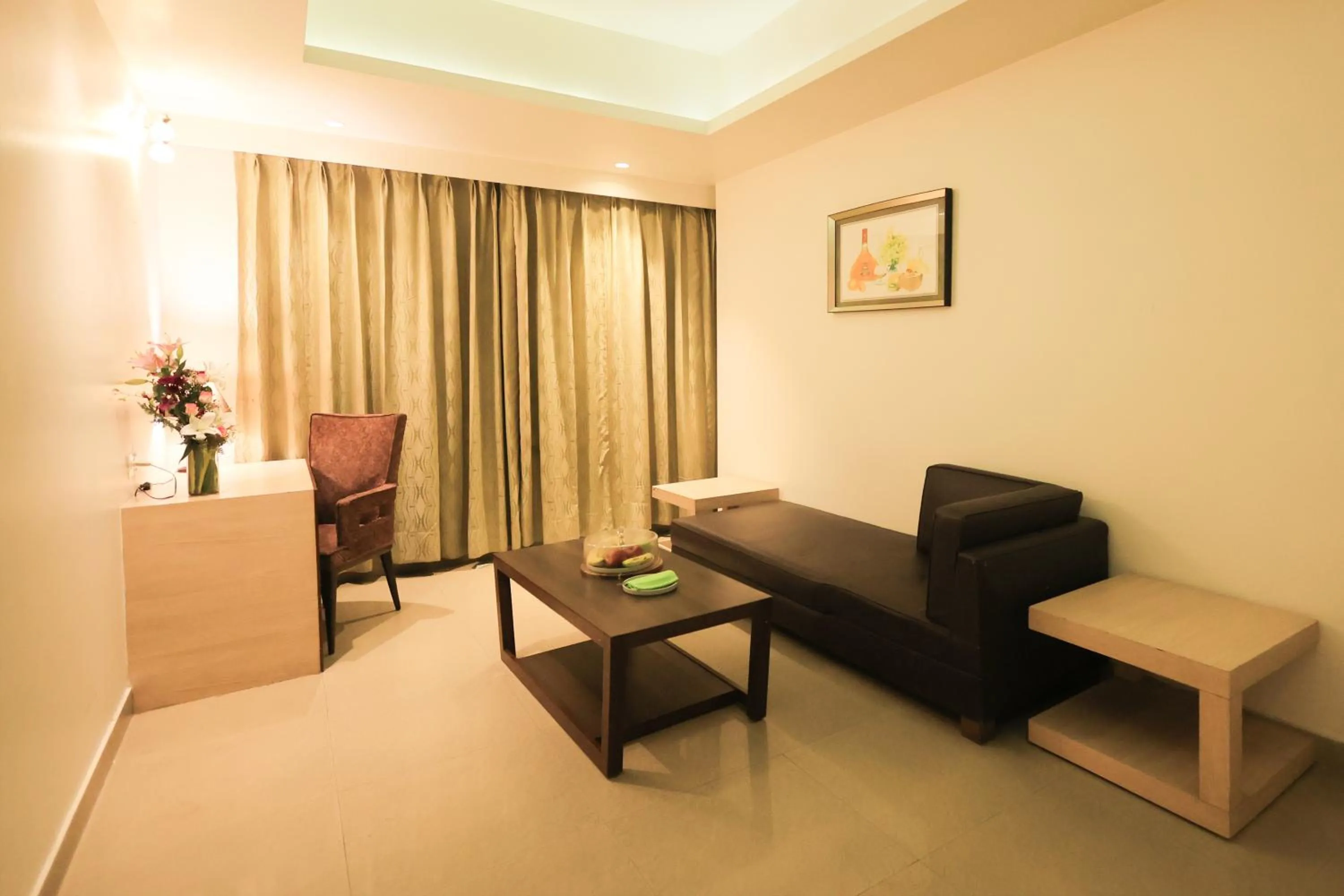 Seating area in Ecko Lite MARS Hotel, Amritsar