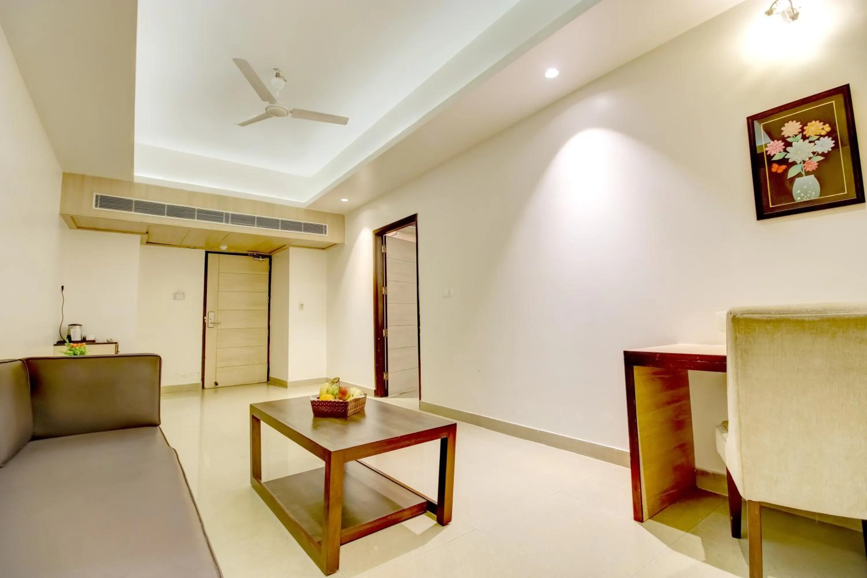 Living room in Ecko Lite MARS Hotel, Amritsar