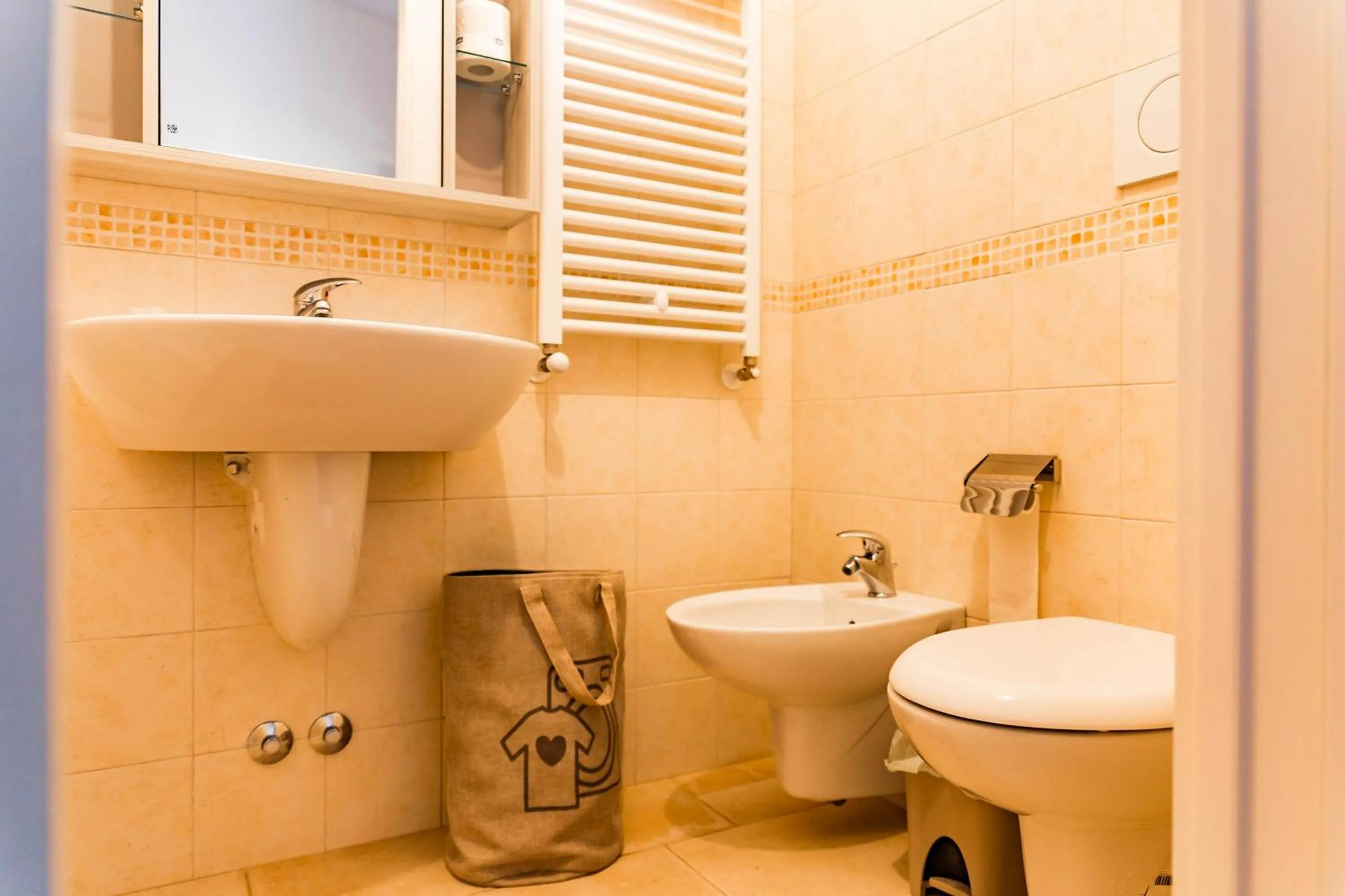 Bathroom in Relais La Masseriola