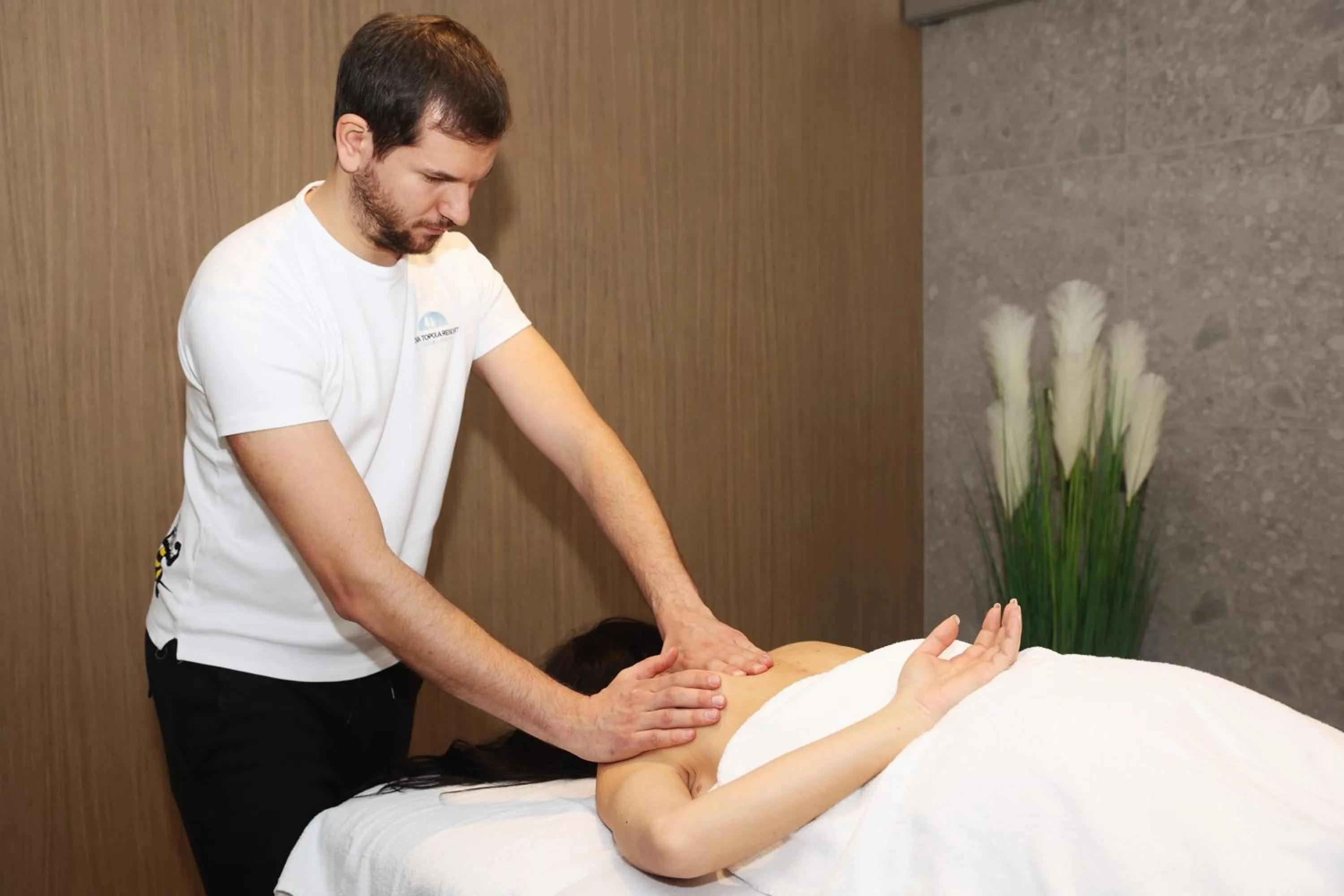 People in FLORAMARE HEALTH RESORT