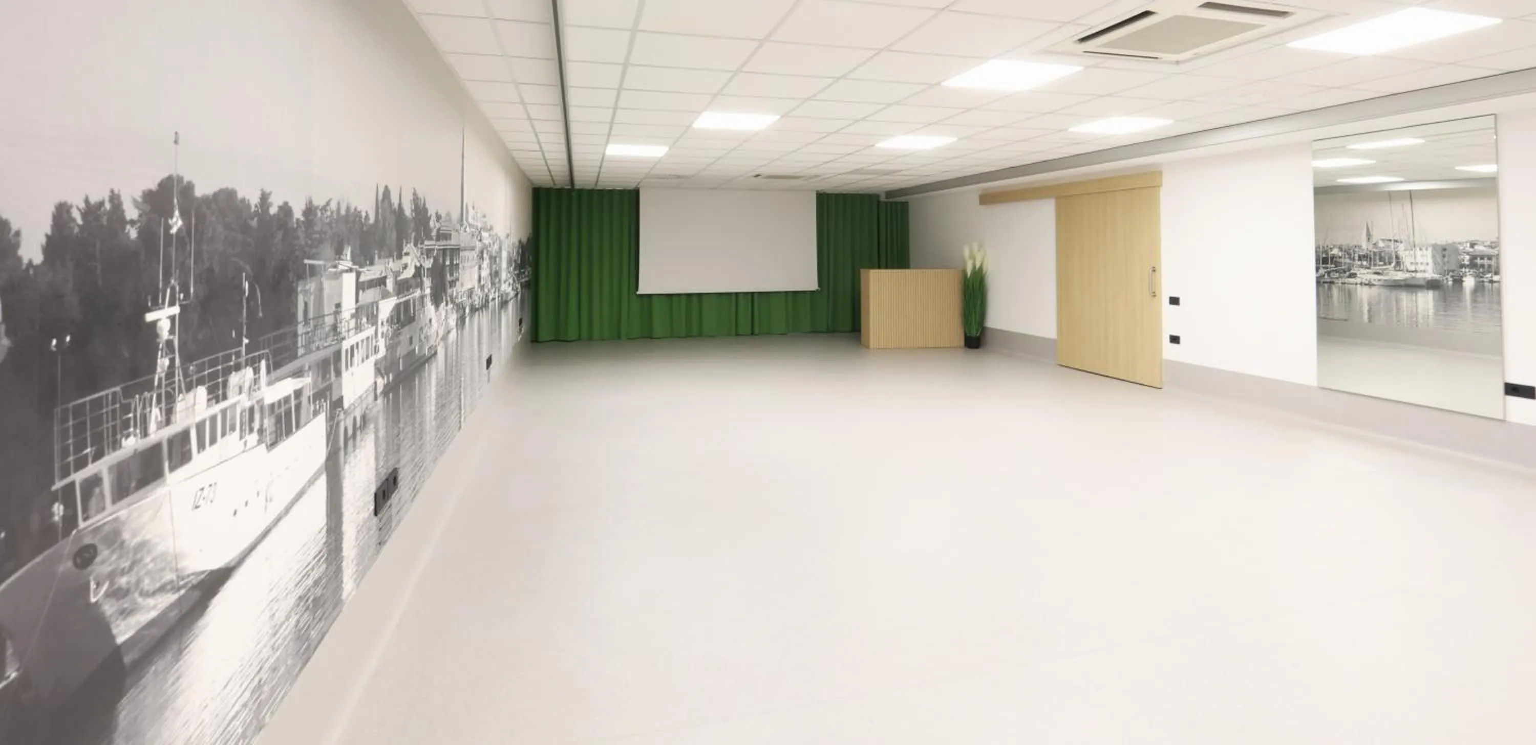 Business facilities in FLORAMARE HEALTH RESORT