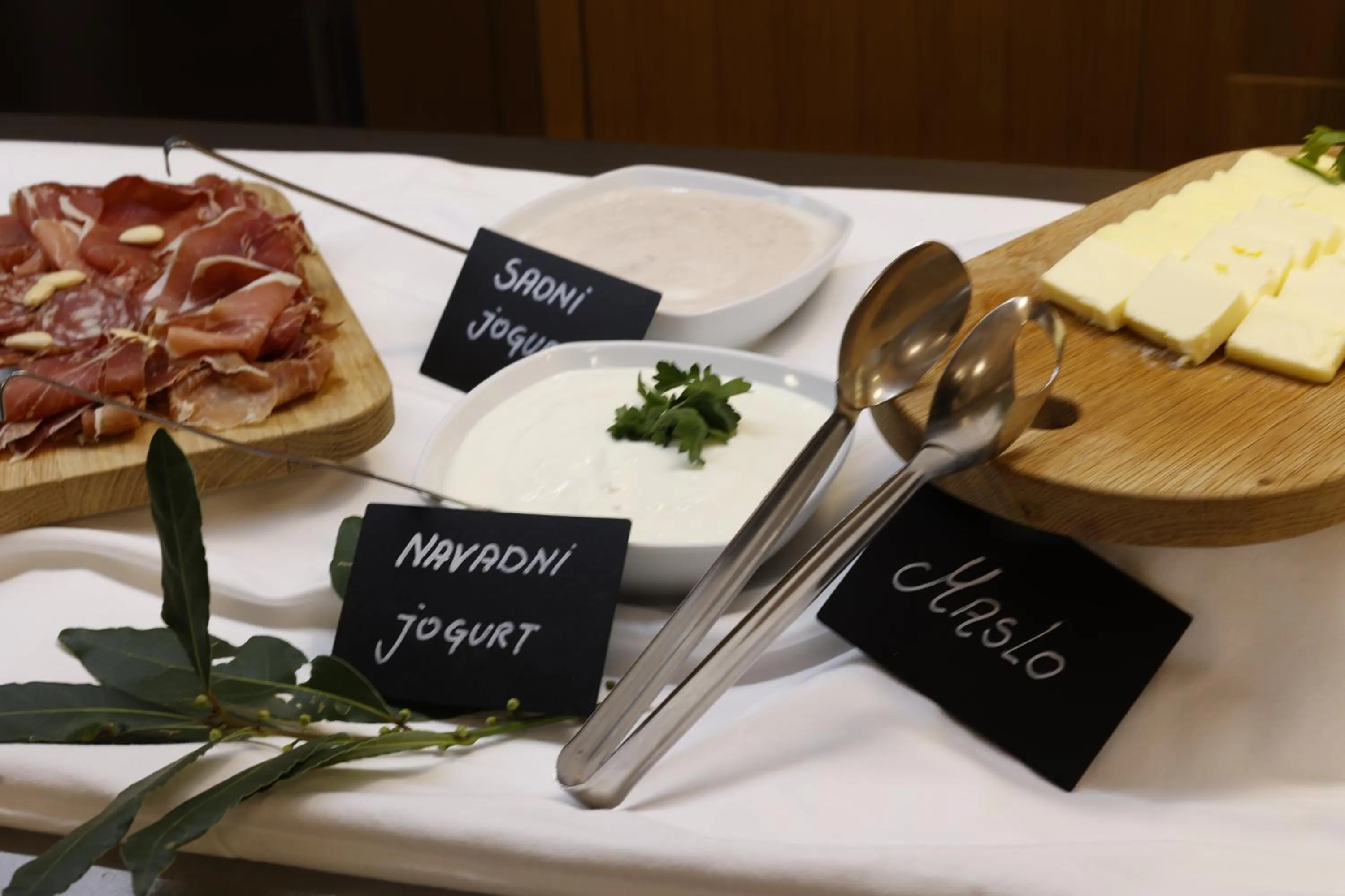 Food and drinks in FLORAMARE HEALTH RESORT