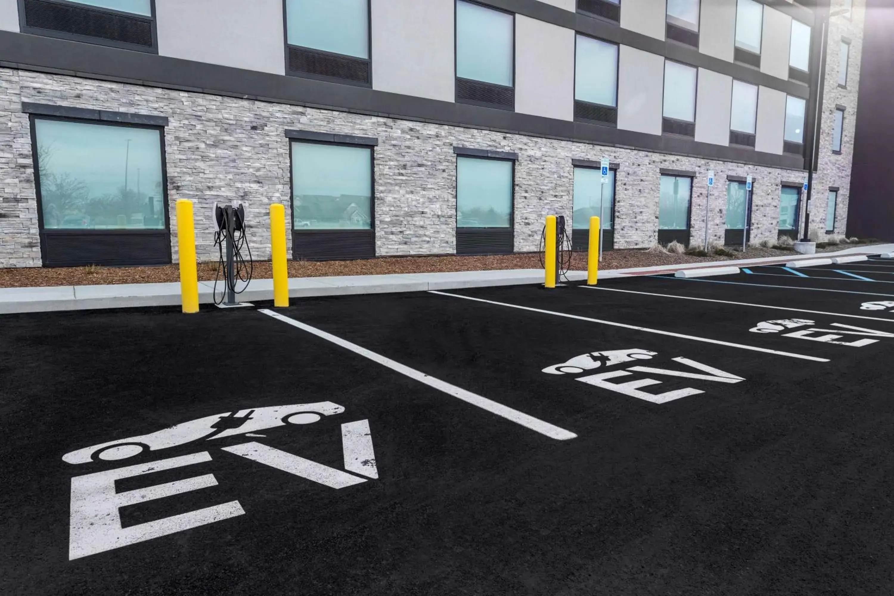 Property building in Home2 Suites By Hilton Indianapolis North At Intech Park Property building in Home2 Suites By Hilton Indianapolis North At Intech Park