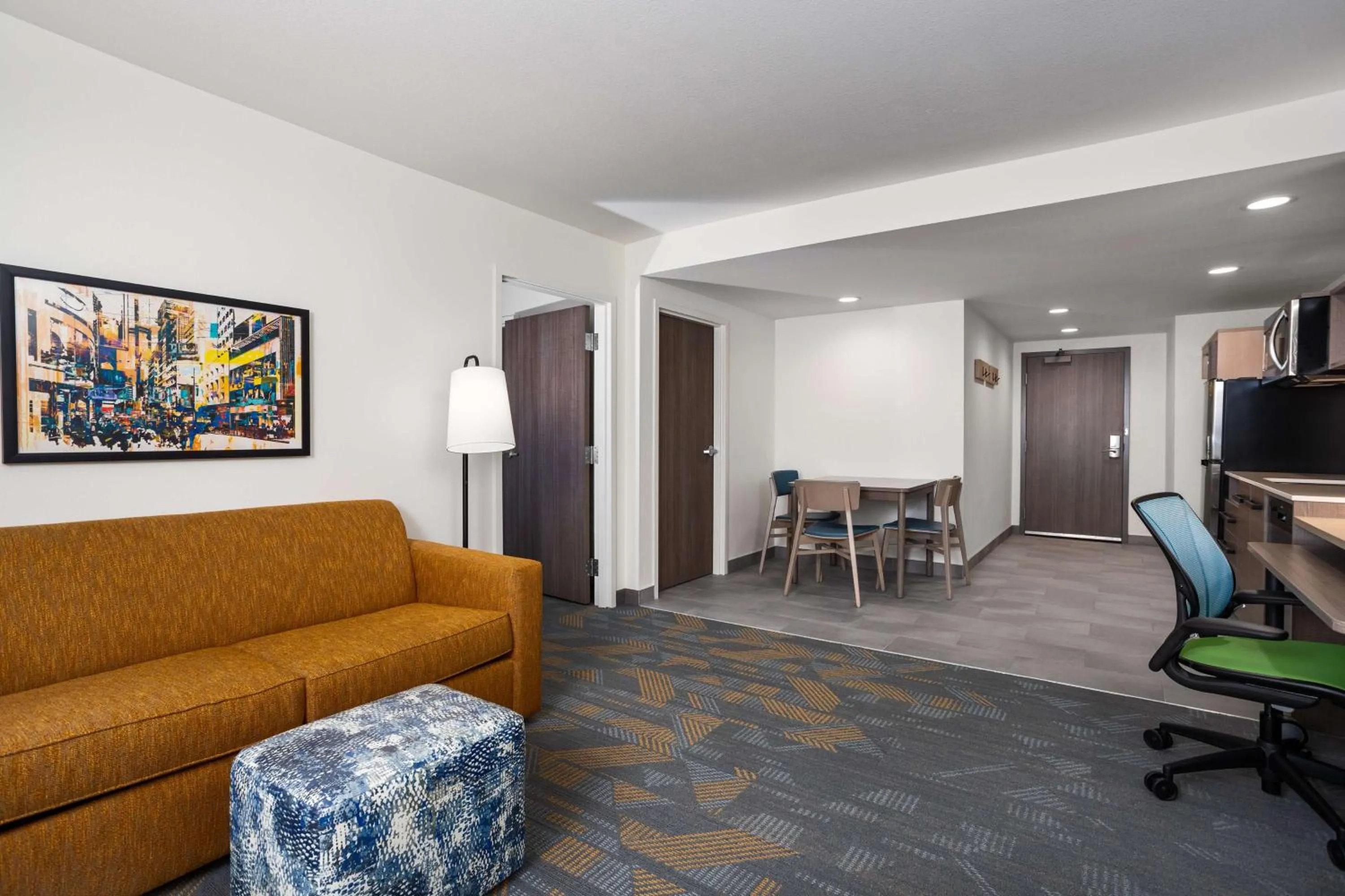 Living room in Home2 Suites By Hilton Indianapolis North At Intech Park