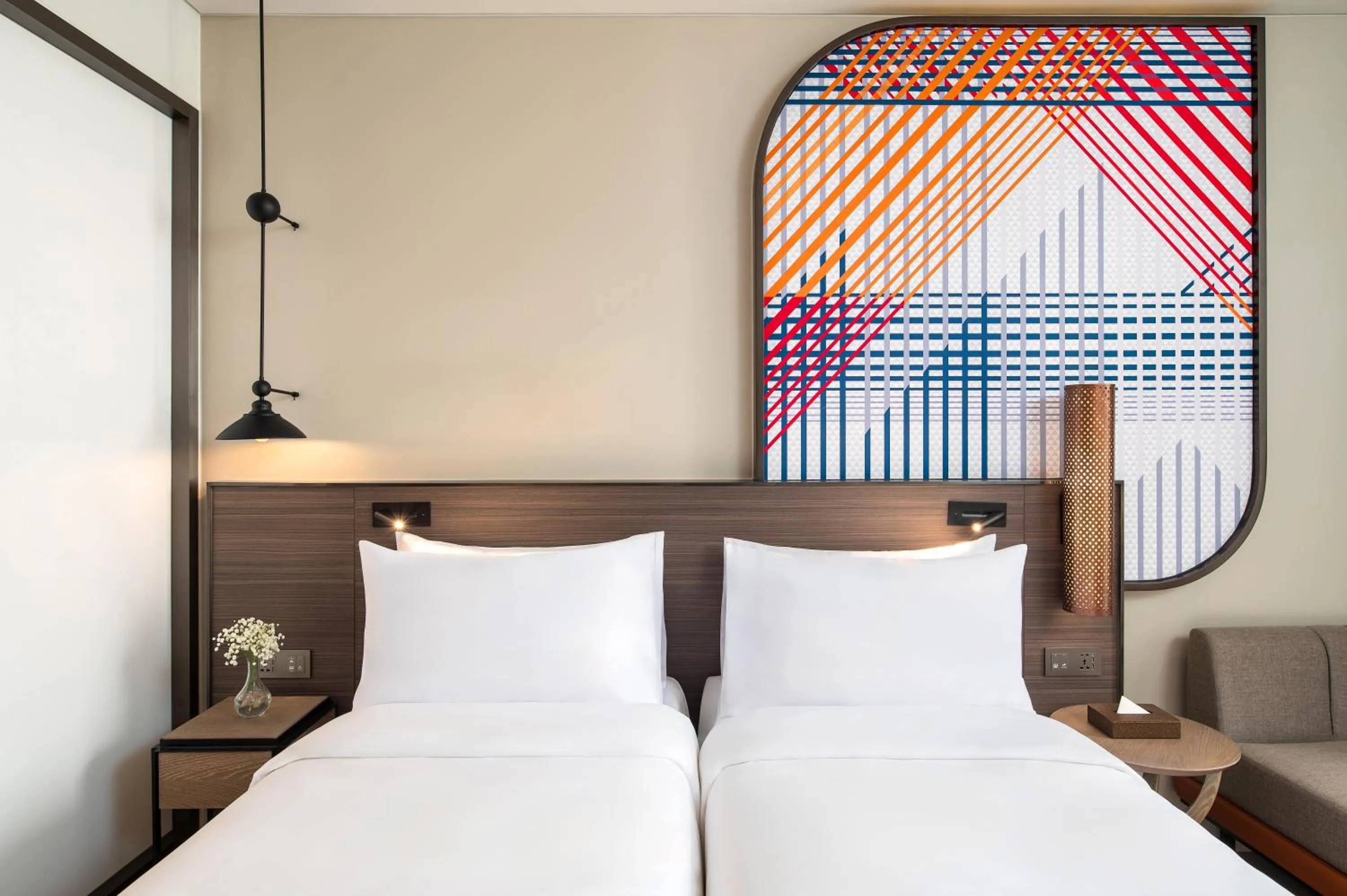 Bed in Mercure Bangkok Surawong