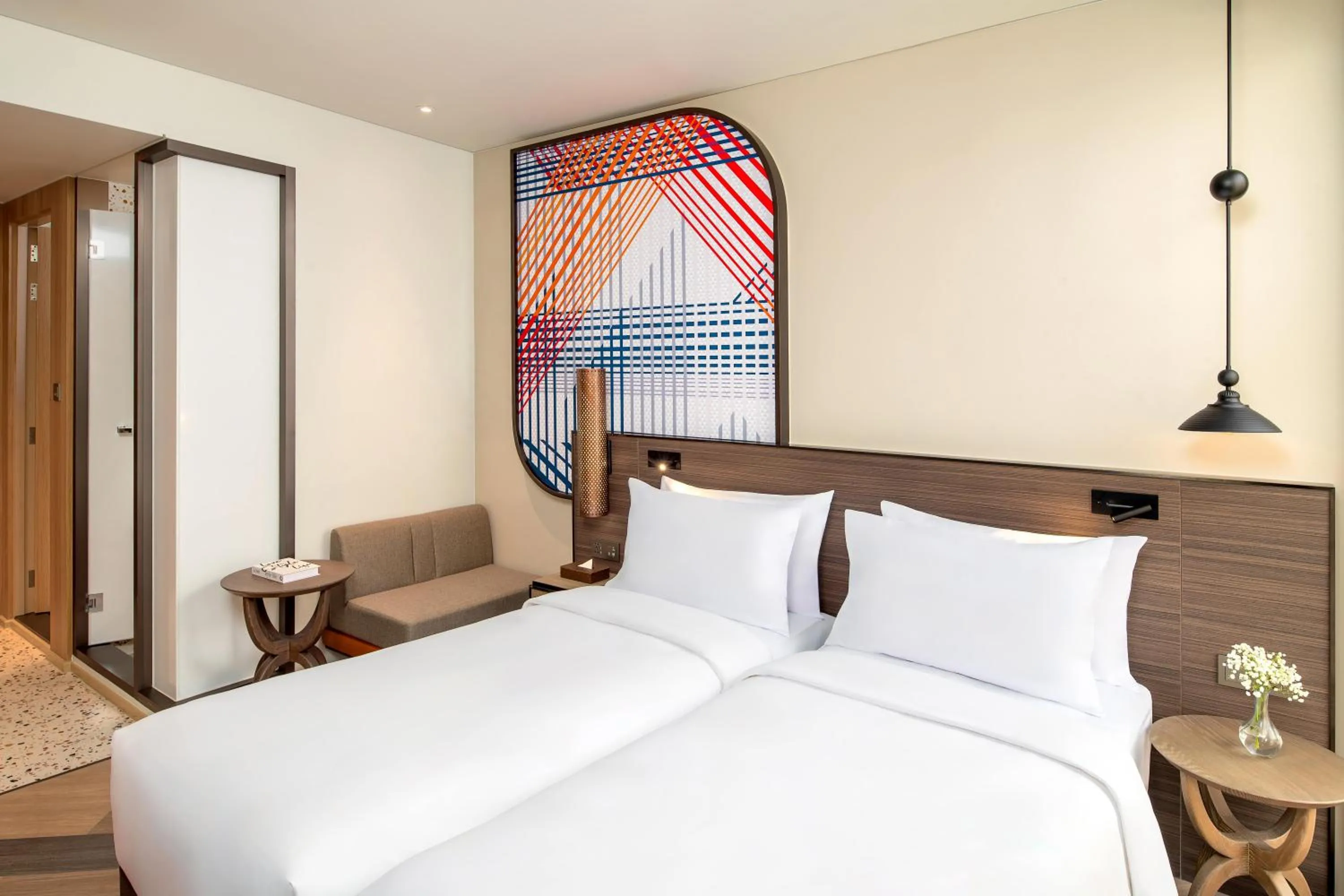 Bed in Mercure Bangkok Surawong