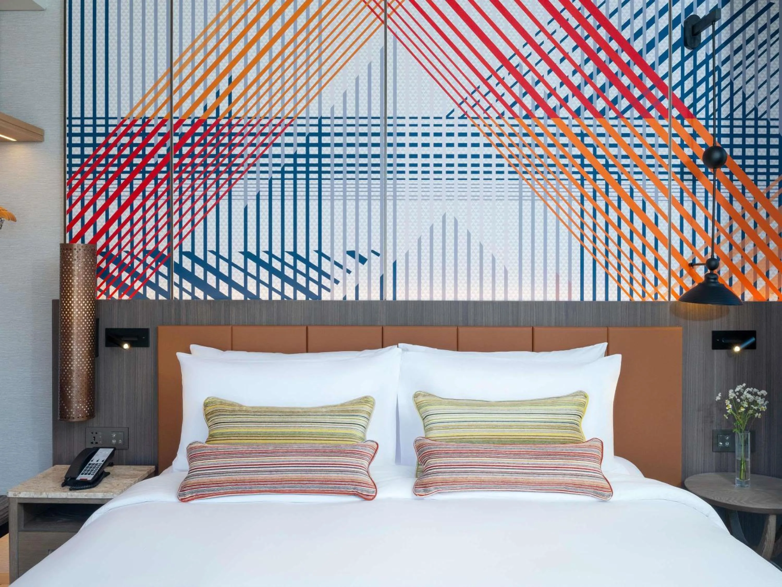 Bedroom, Bed in Mercure Bangkok Surawong