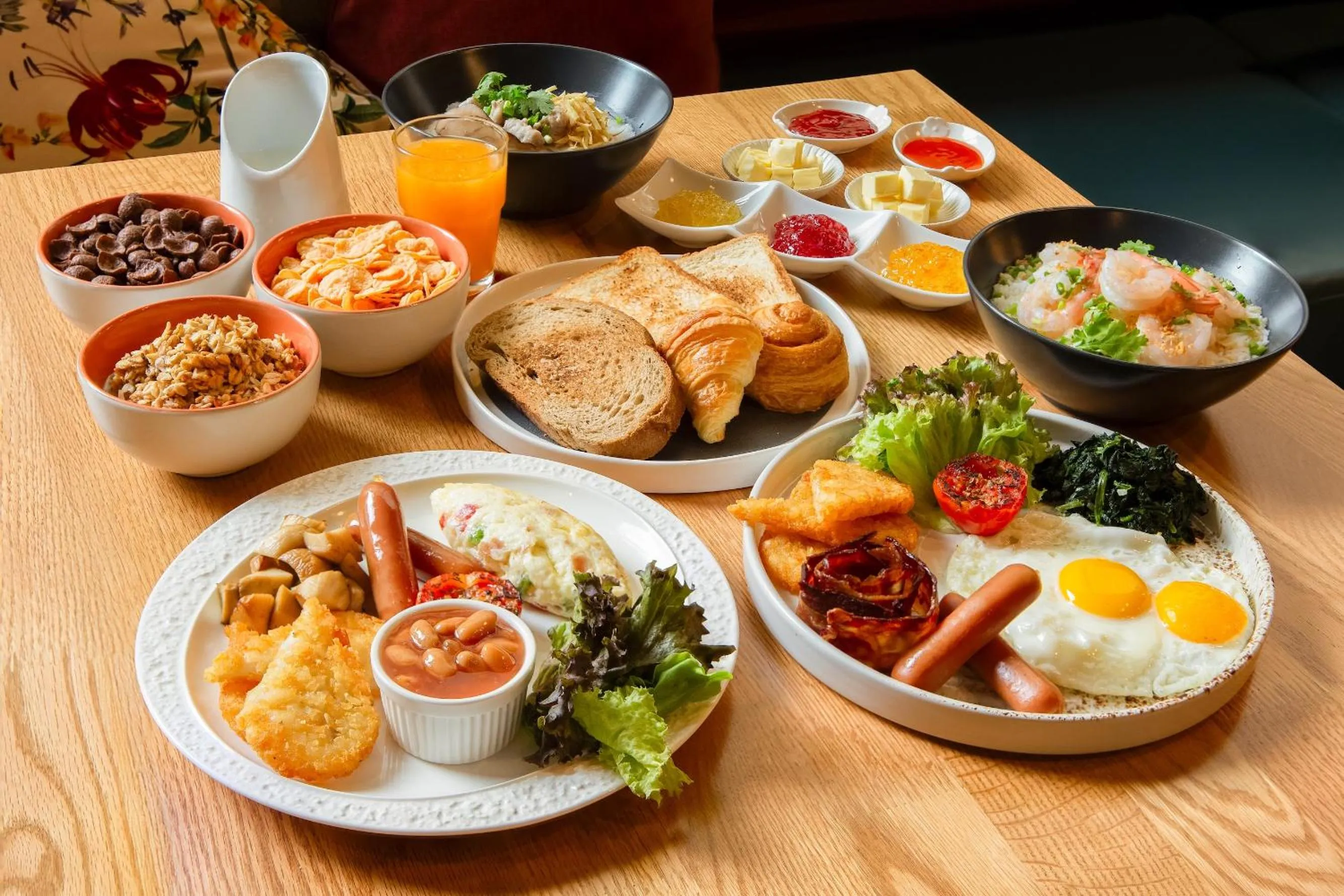 Area and facilities in Mercure Bangkok Surawong