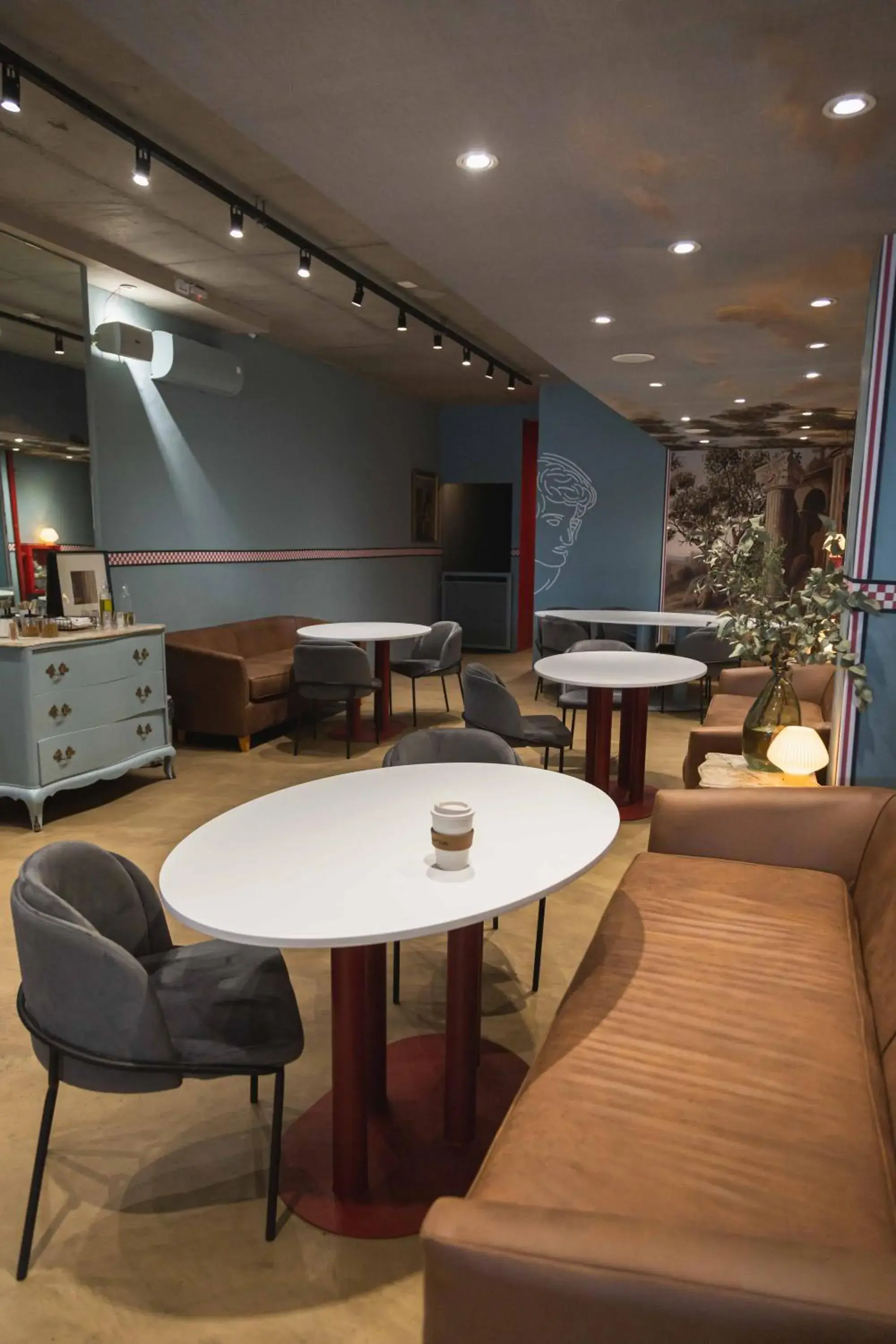 Restaurant/places to eat in Milenia Soho by iPPA Restaurant/places to eat in Milenia Soho by iPPA