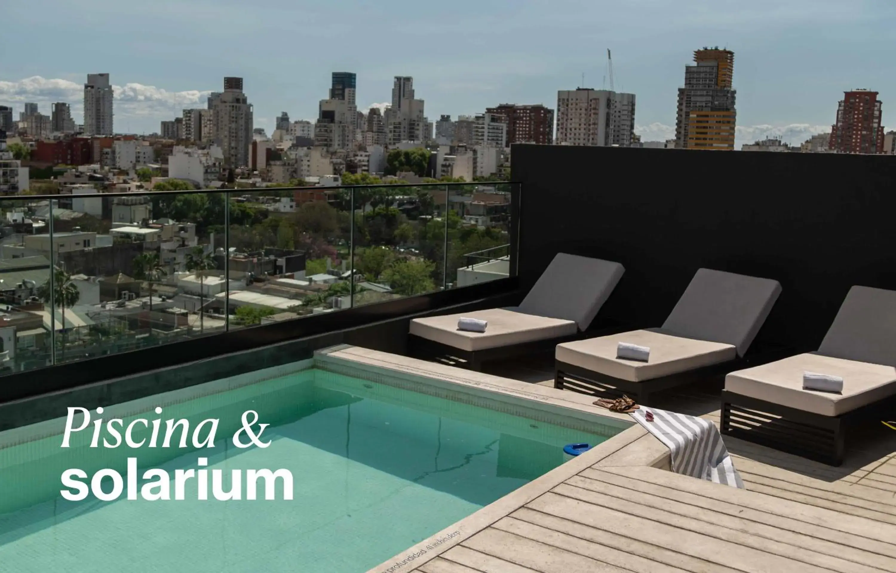 Swimming pool in Milenia Soho by iPPA Swimming pool in Milenia Soho by iPPA