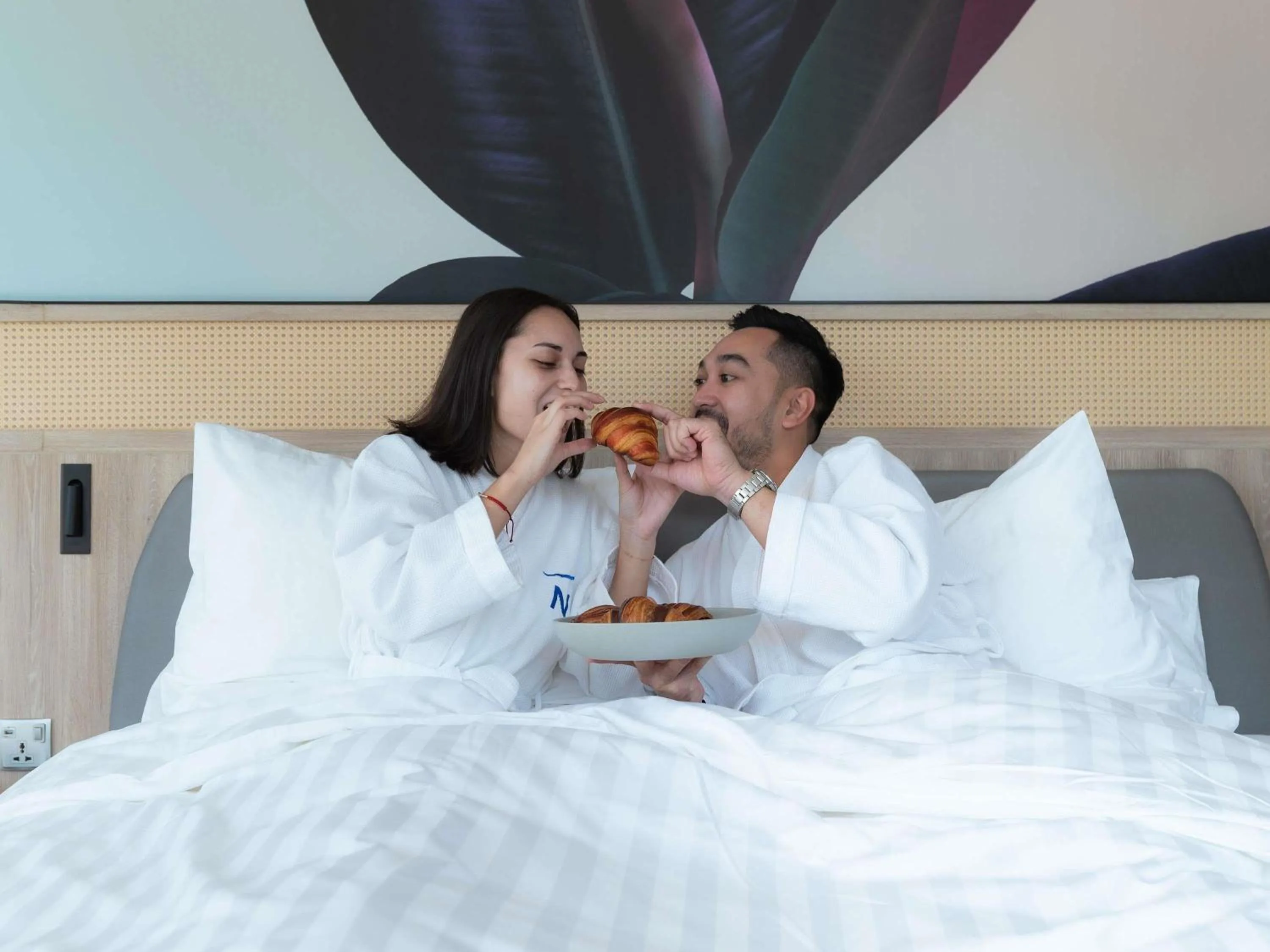 Breakfast, Bed in Novotel Sihanoukville Holiday Resort