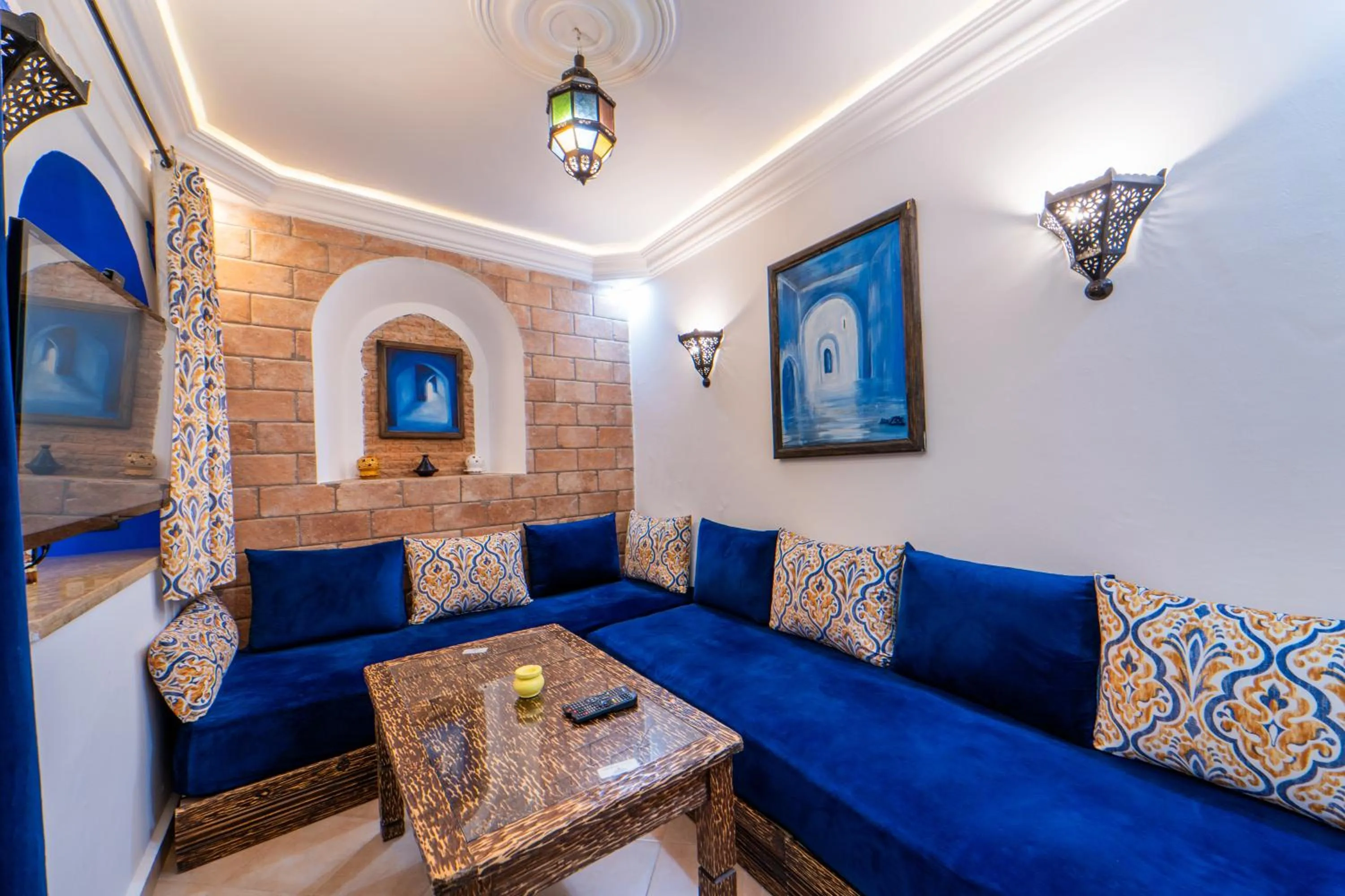Living room in DAR NOKHBA INN