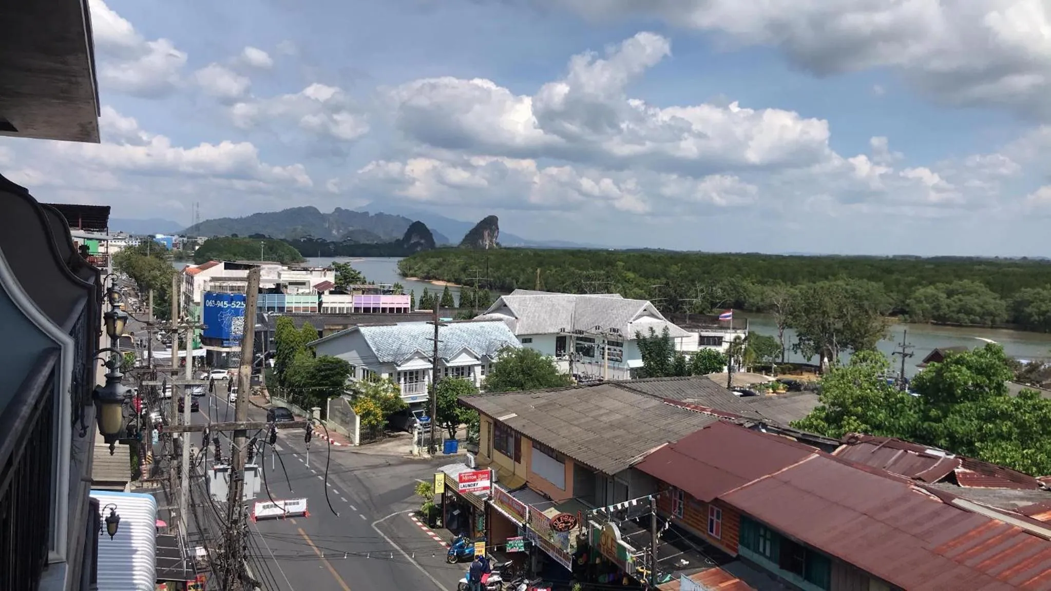 Nearby landmark in Grandmom Place