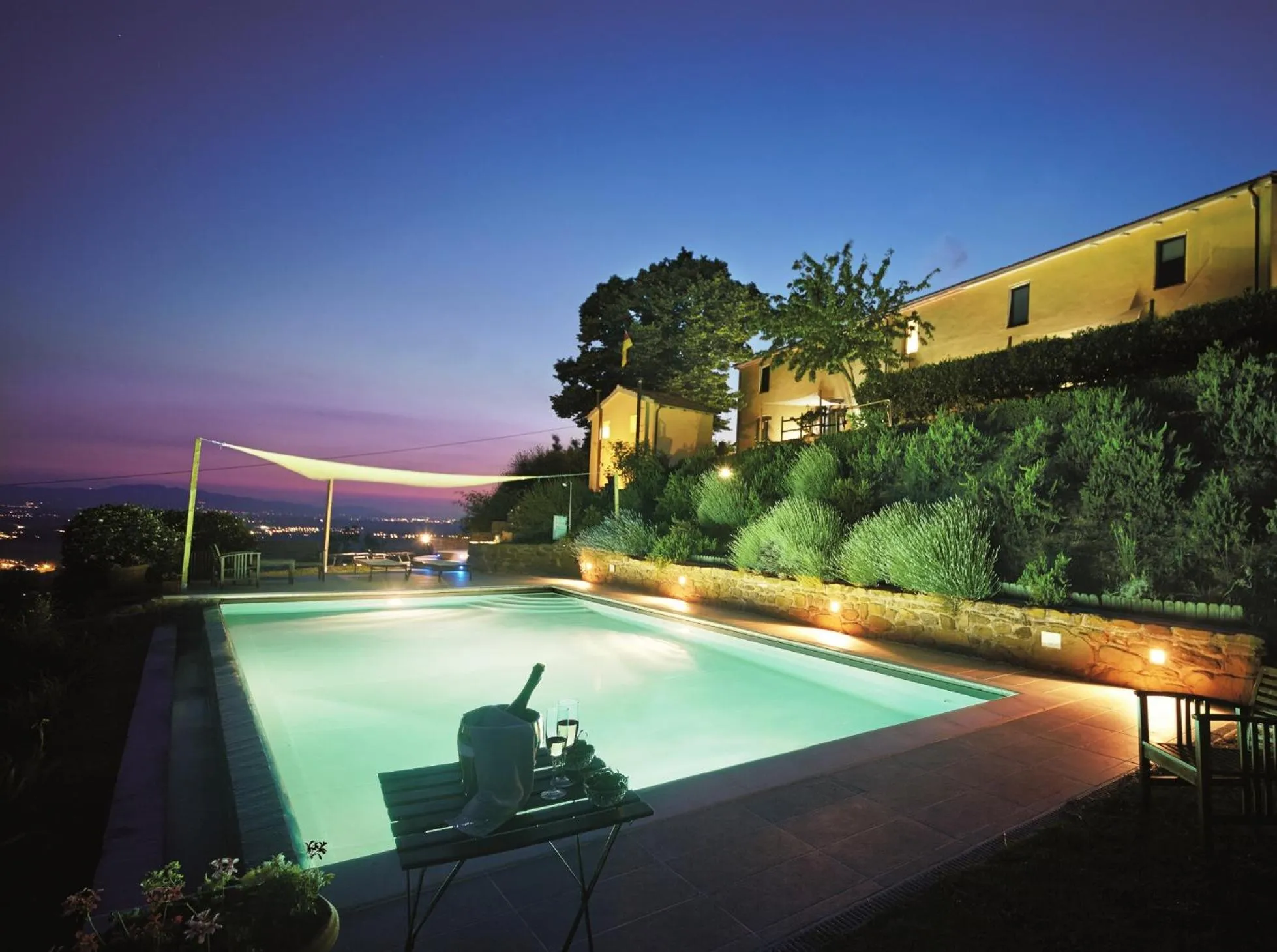 Swimming pool in Colle da Vinci
