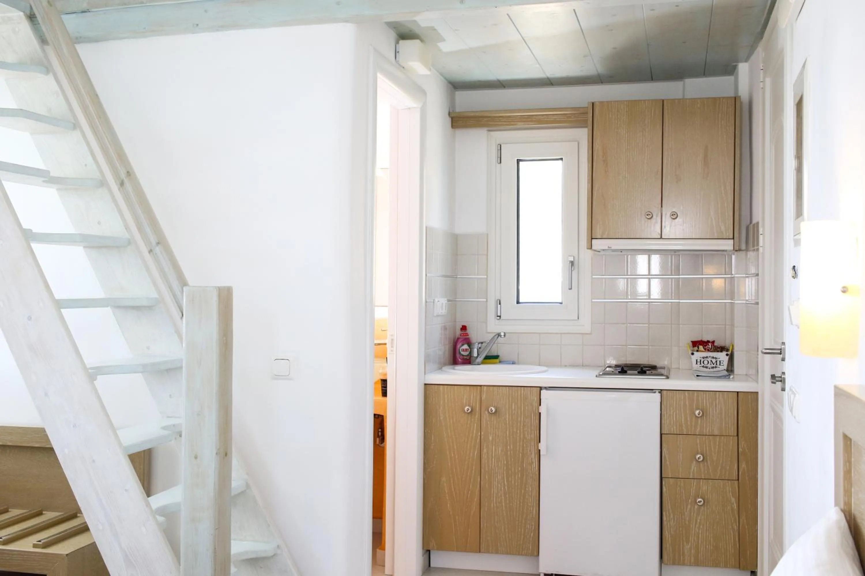 Kitchen or kitchenette in Niriides Homes & Villas