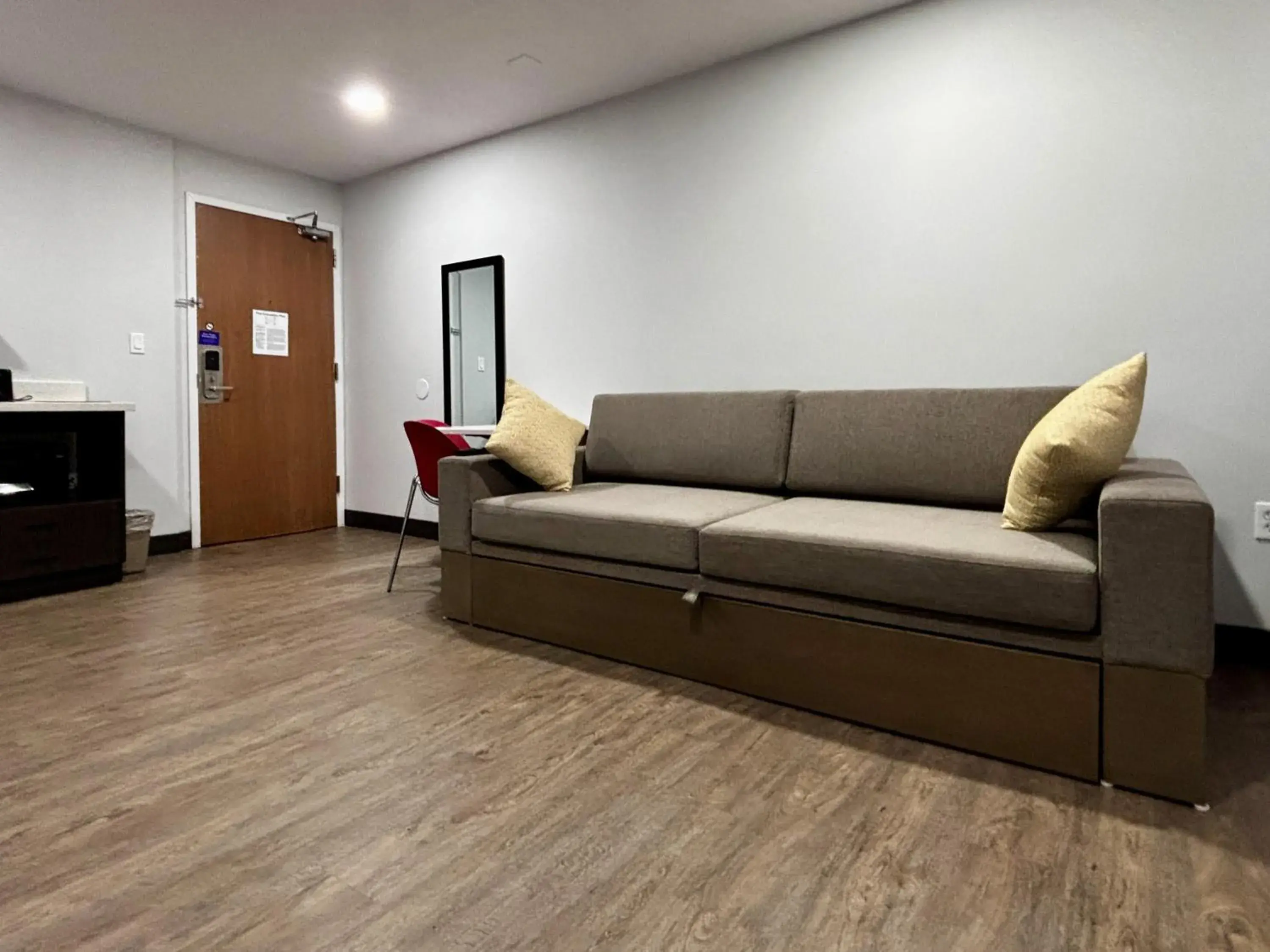 Bedroom in Studio 6 Ogden, UT 21st Street Bedroom in Studio 6 Ogden, UT 21st Street