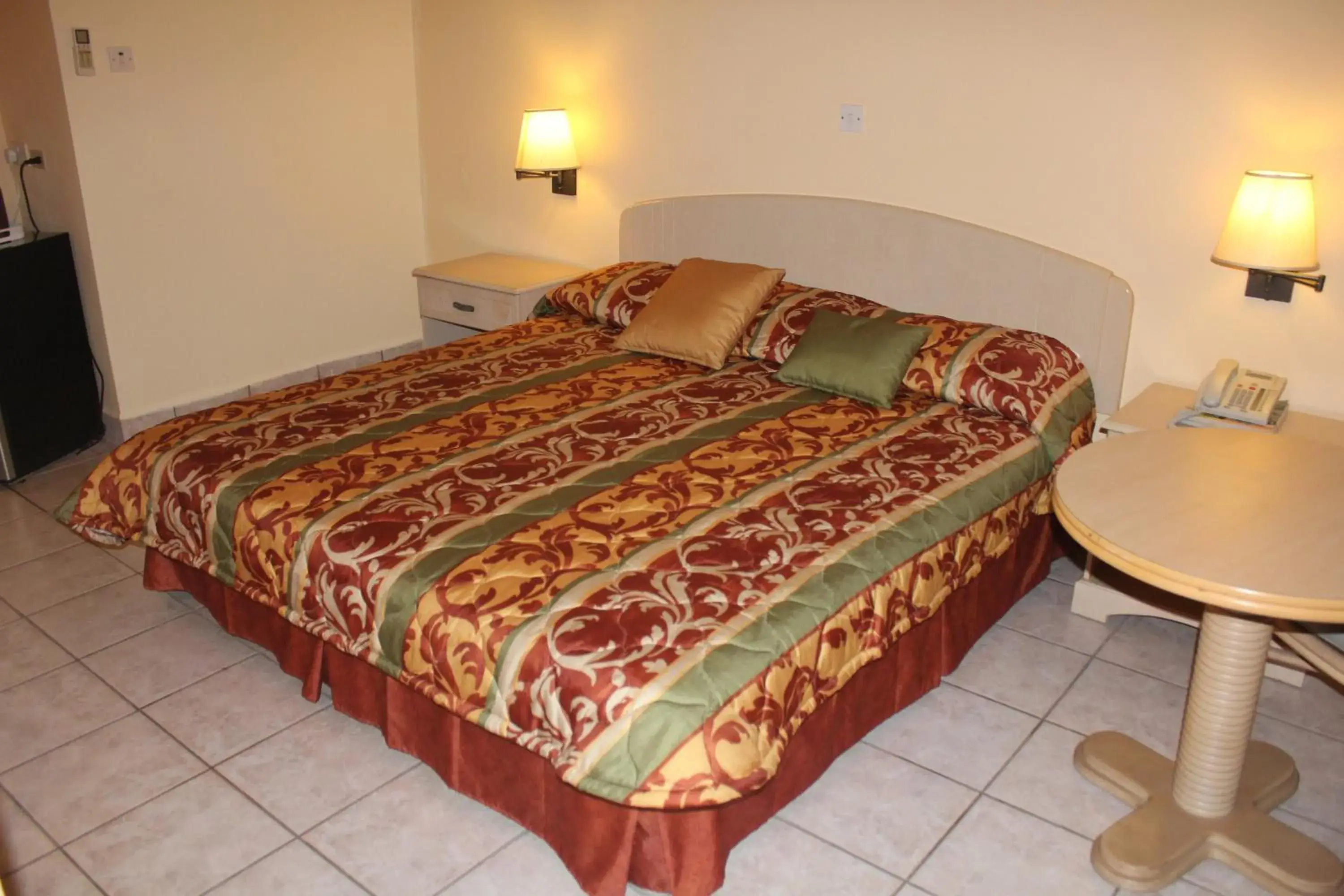 Photo of the whole room, Bed in Allamanda Beach Resort Photo of the whole room, Bed in Allamanda Beach Resort
