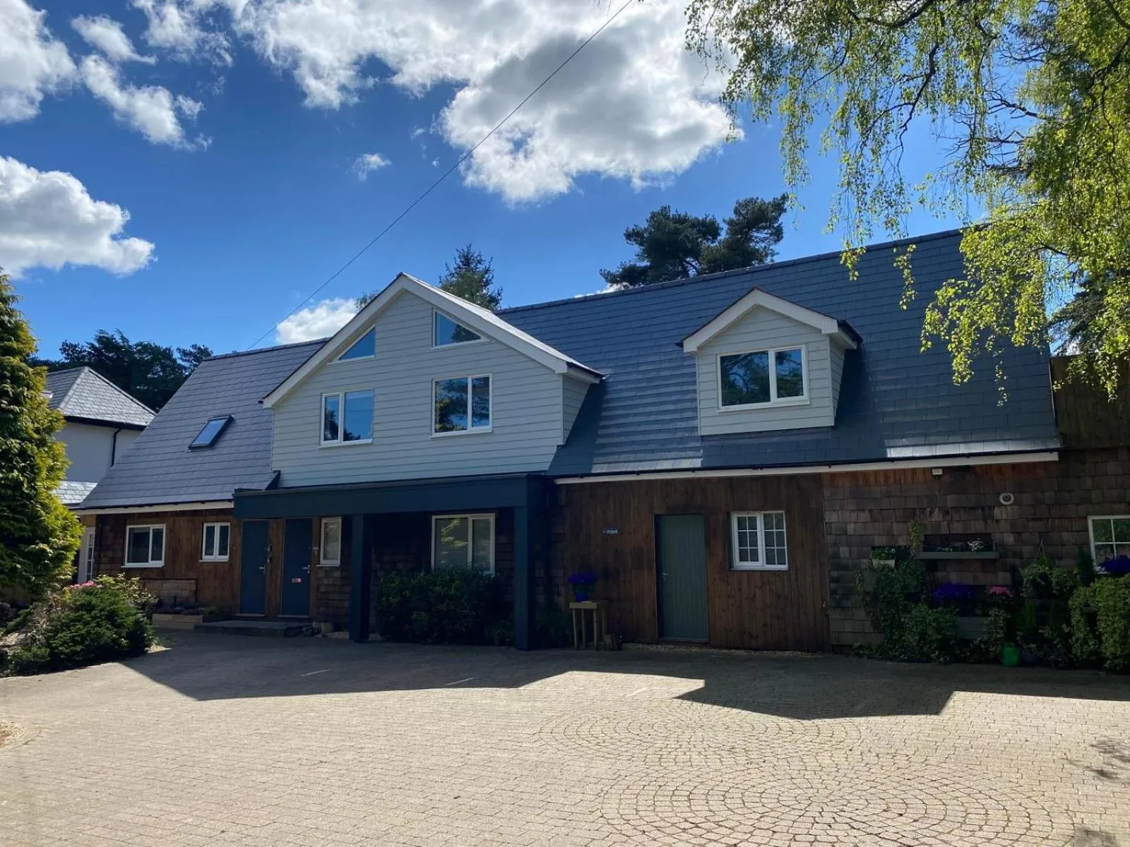 Property building in Petherton Cottage Studios