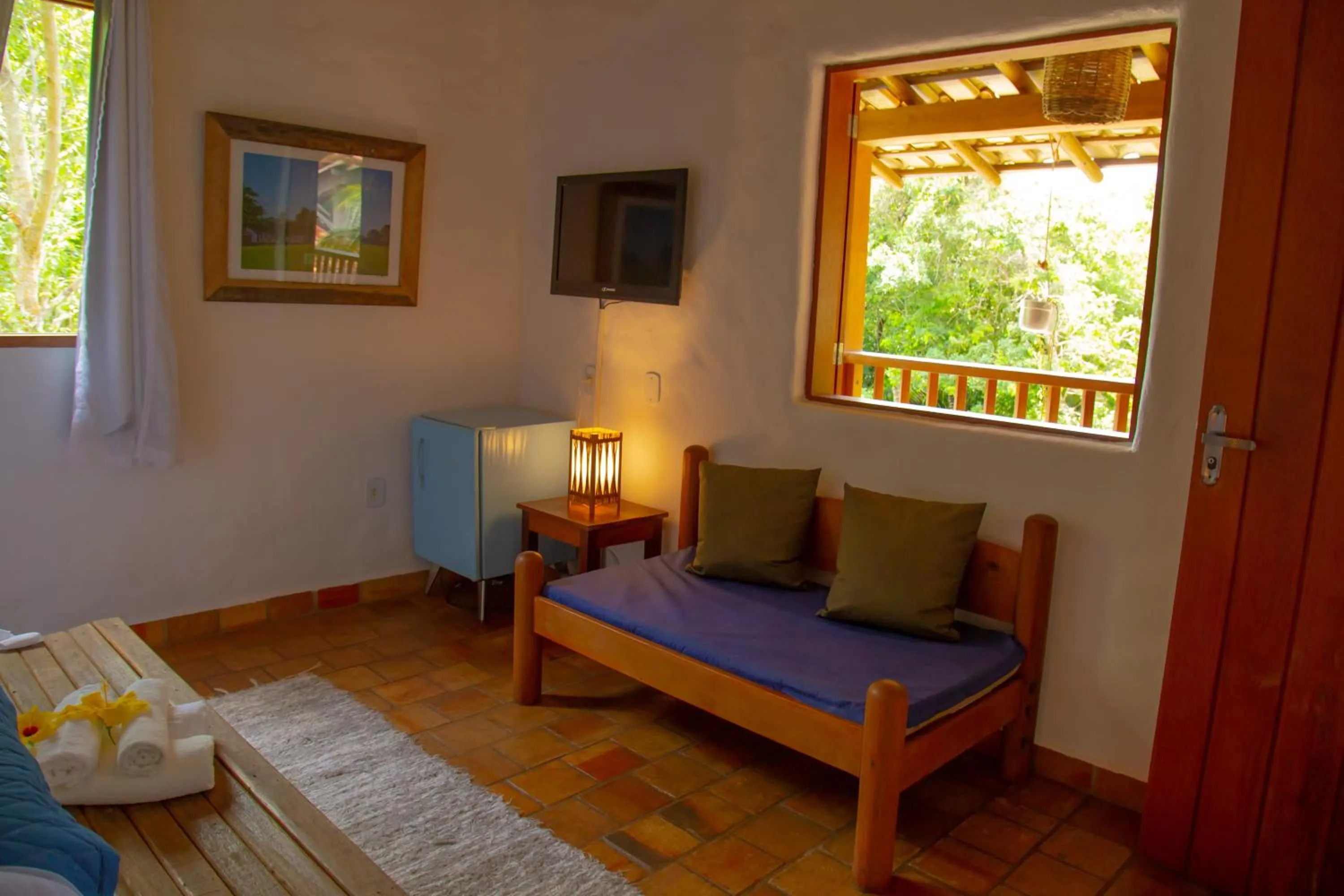 TV and multimedia in Pousada Le Refuge